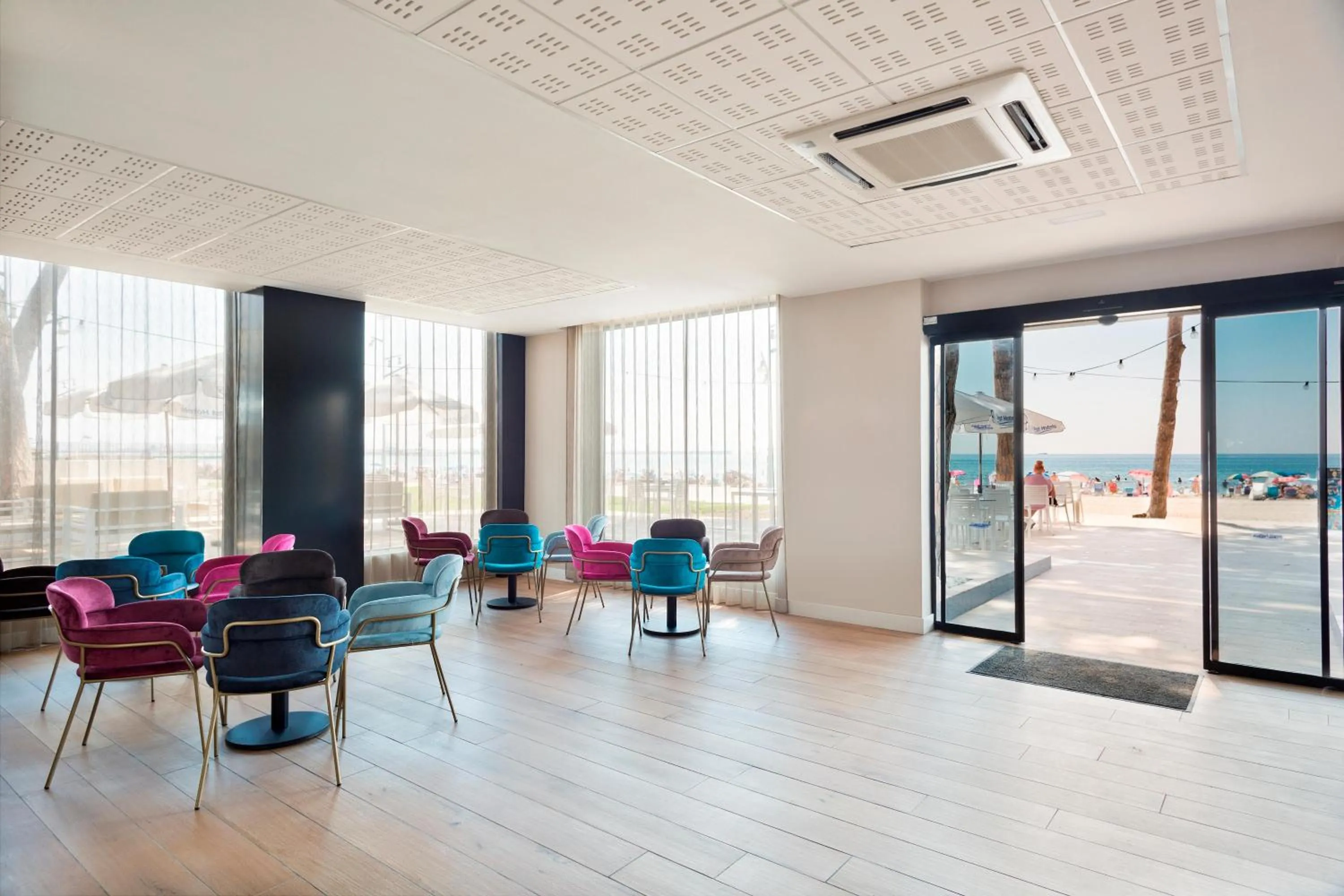 Lounge or bar in Hotel Best Terramarina