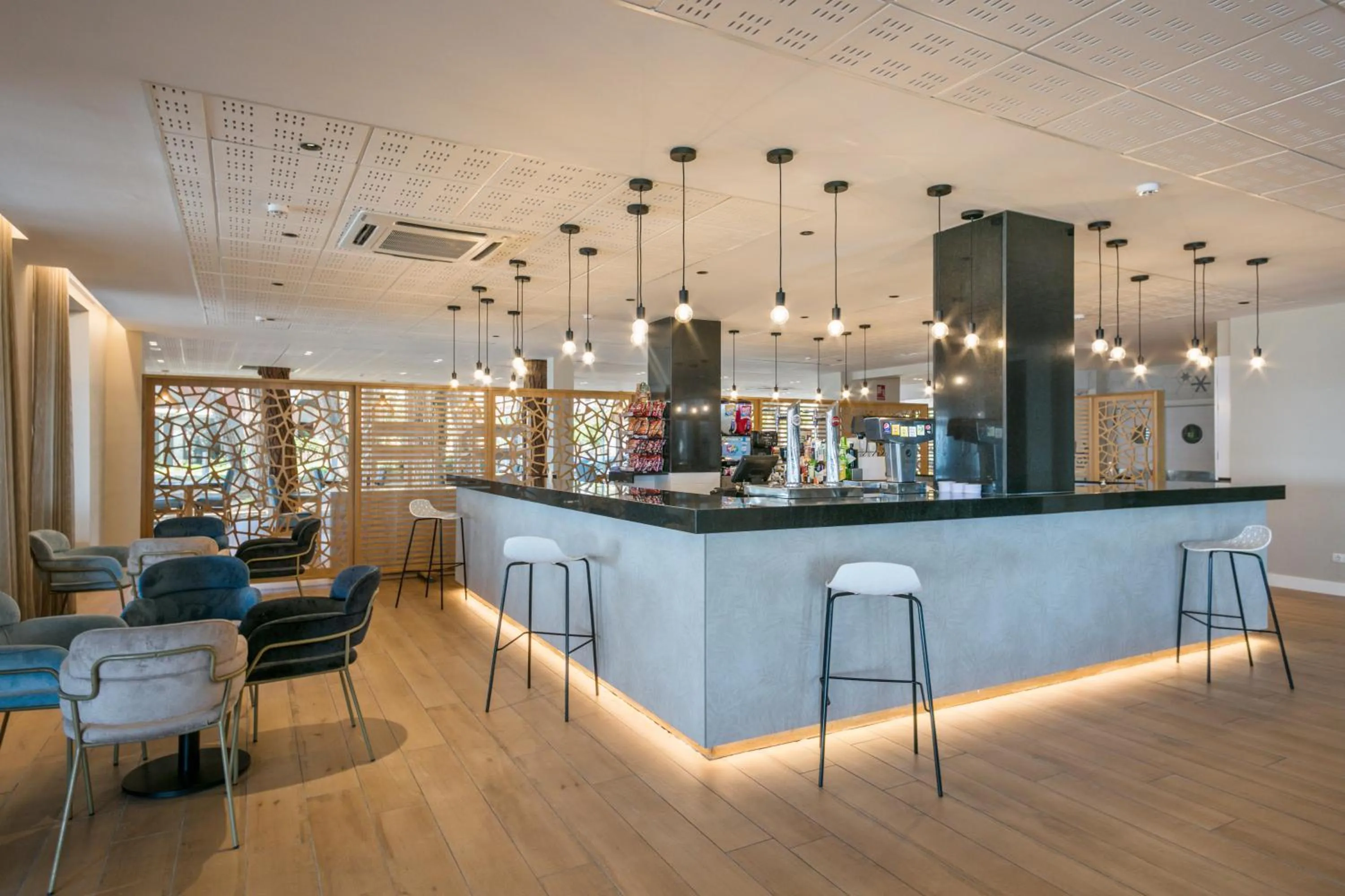 Lounge or bar in Hotel Best Terramarina