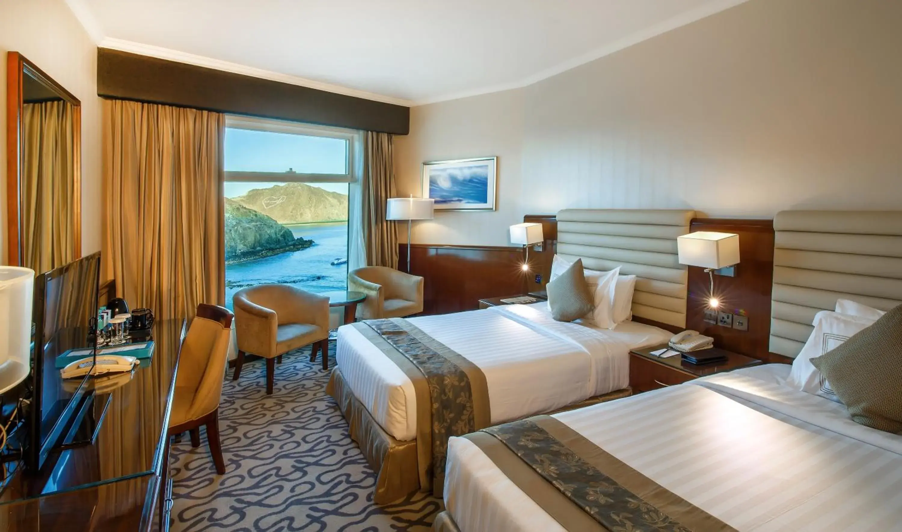 Premium Twin Beds Sea View Room in Oceanic Khorfakkan Resort & Spa Premium Twin Beds Sea View Room in Oceanic Khorfakkan Resort & Spa