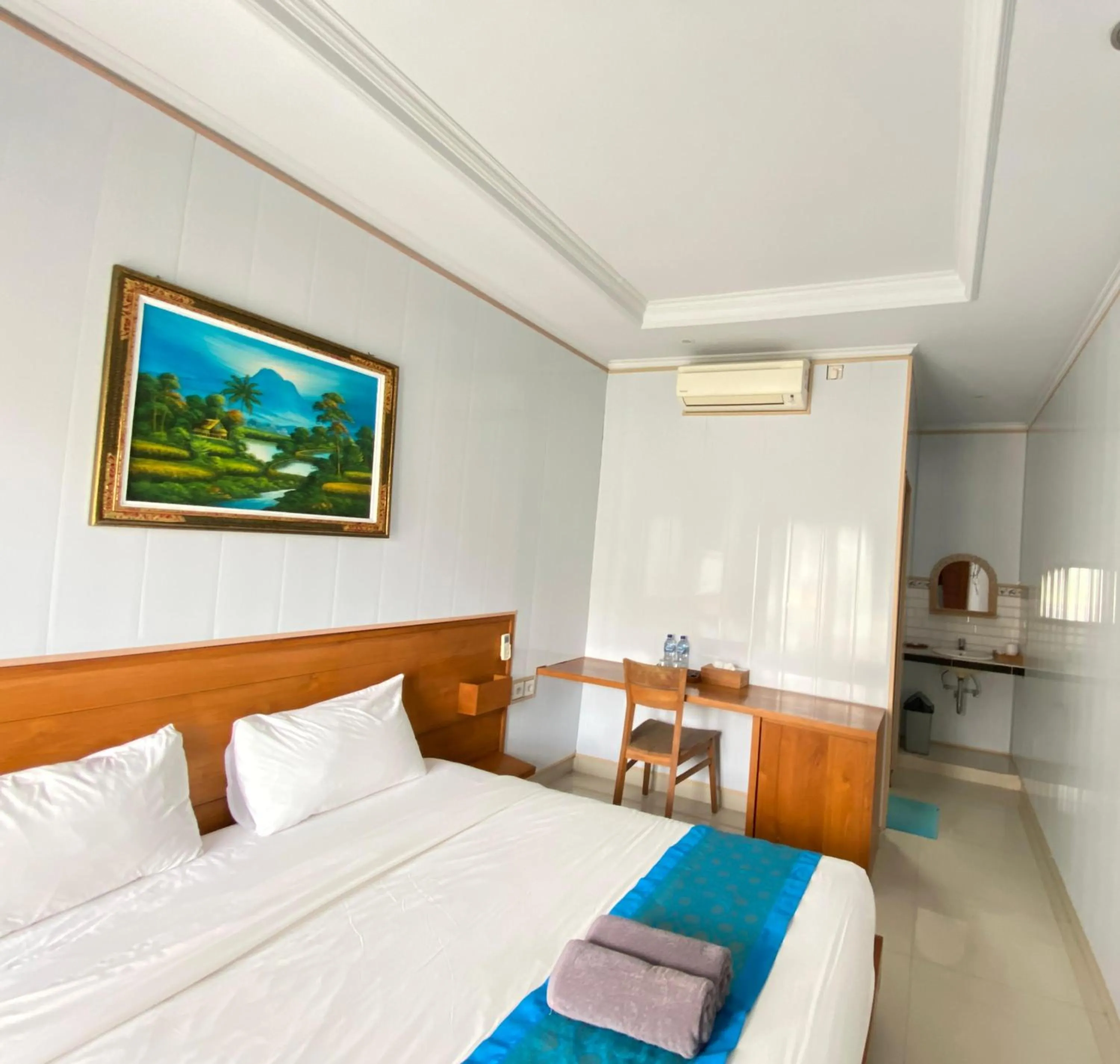 Photo of the whole room, Bed in Astana House