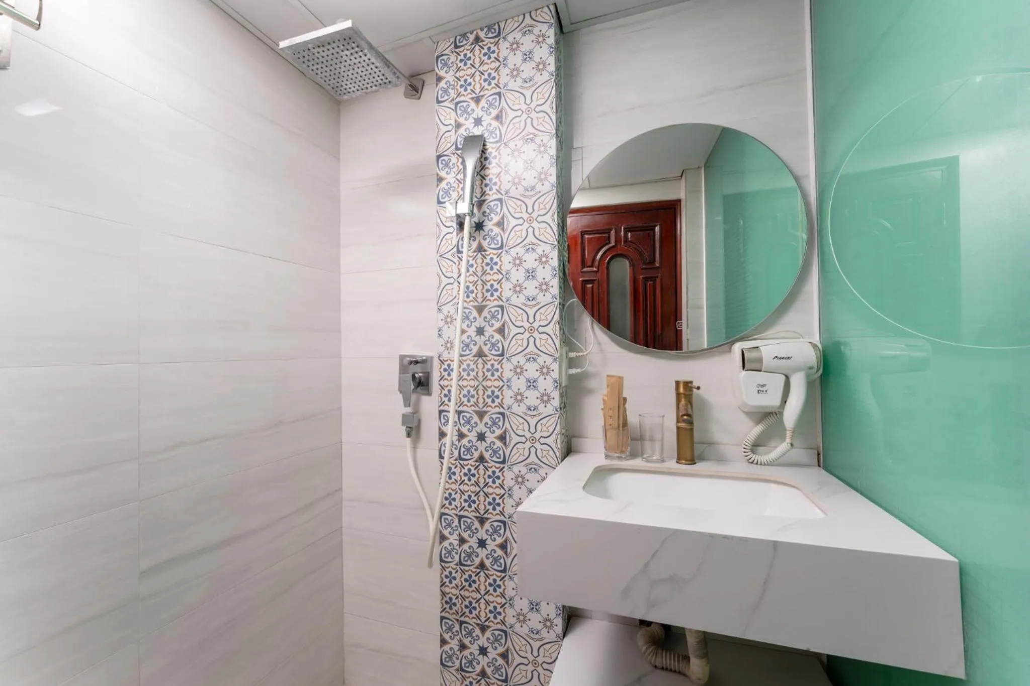 Bathroom in Little Hanoi Hotel