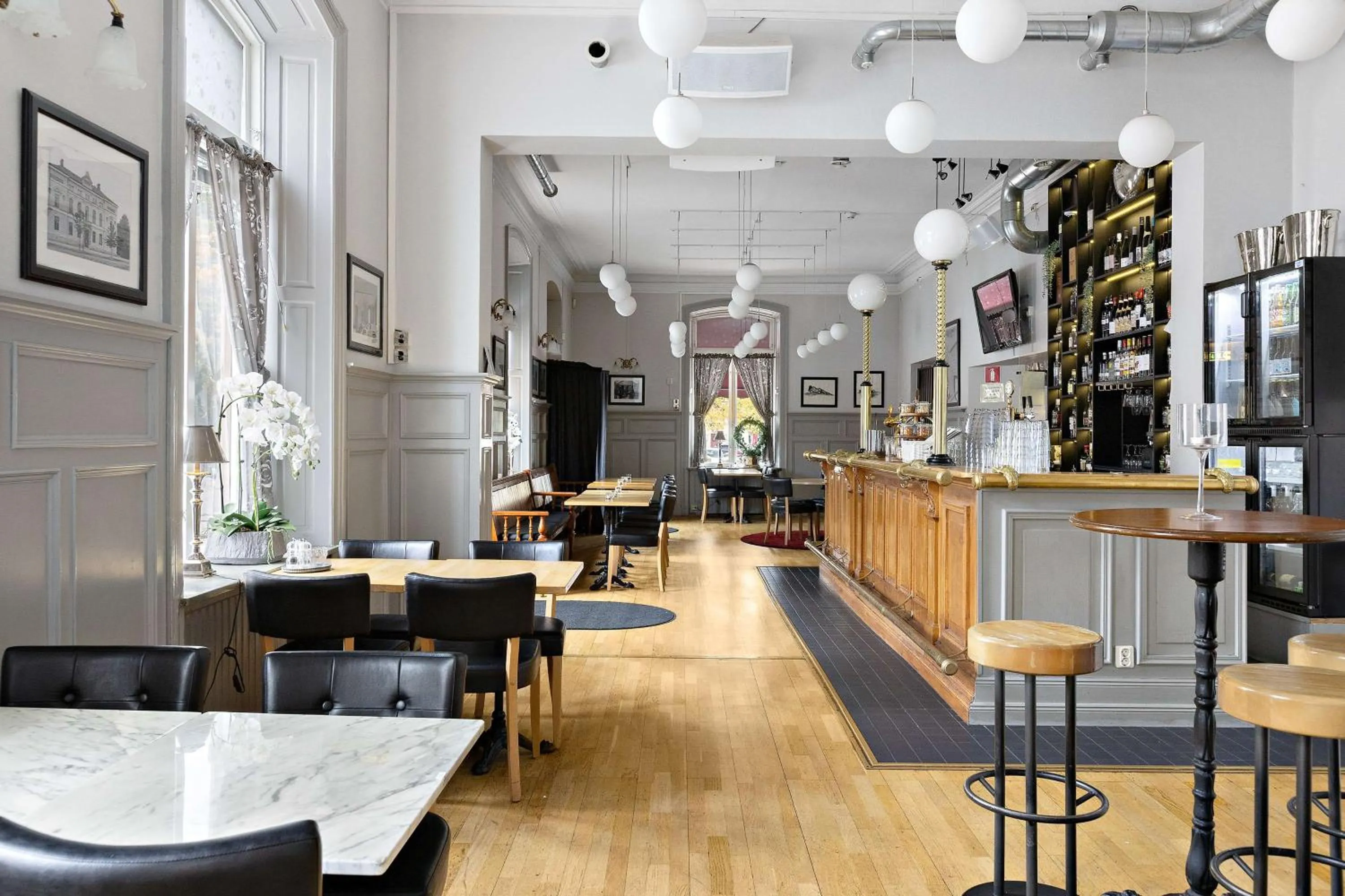 Restaurant/places to eat in Nora Stadshotell, Sure Hotel Collection by Best Western