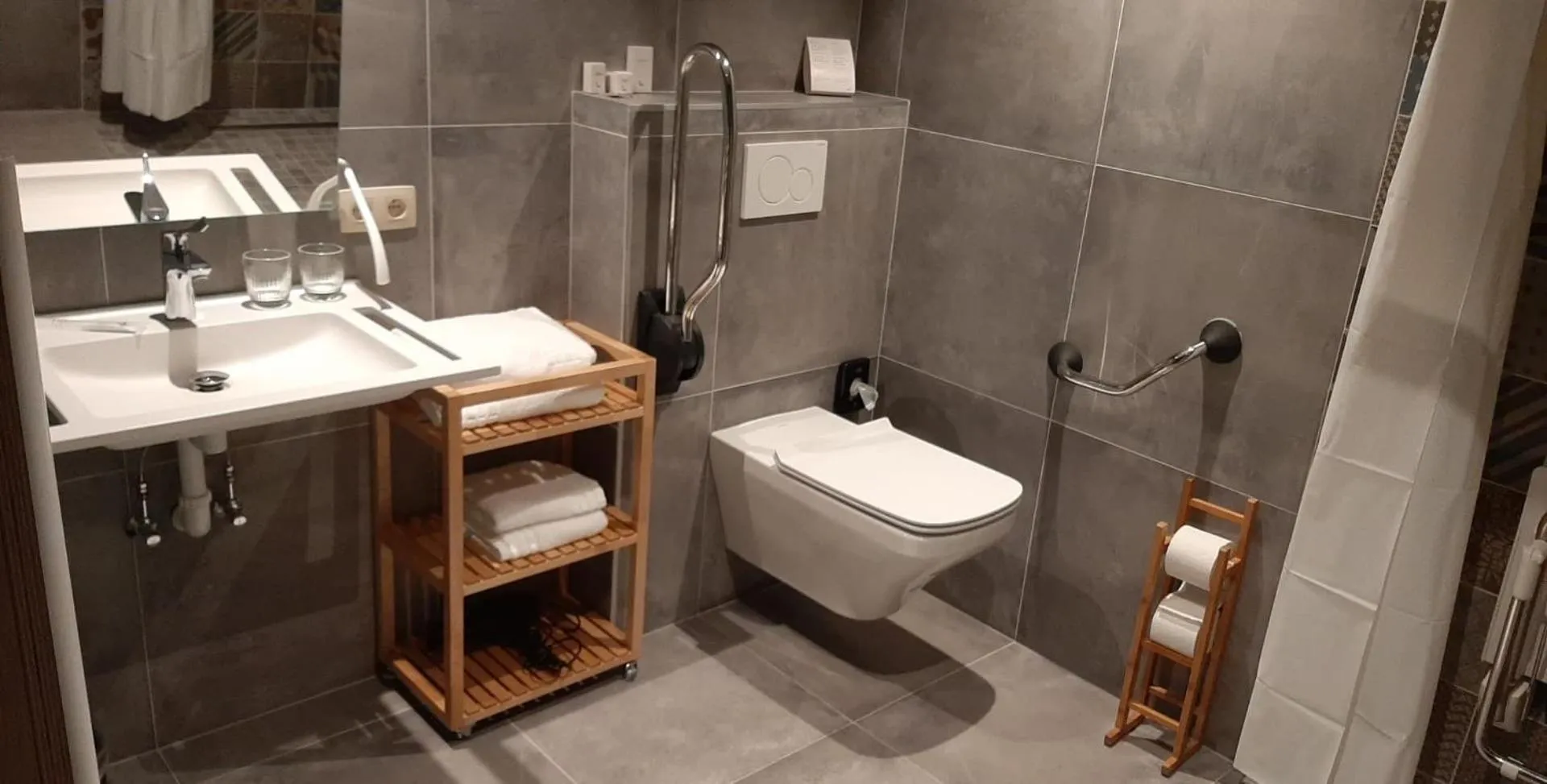 Toilet in La Libellule