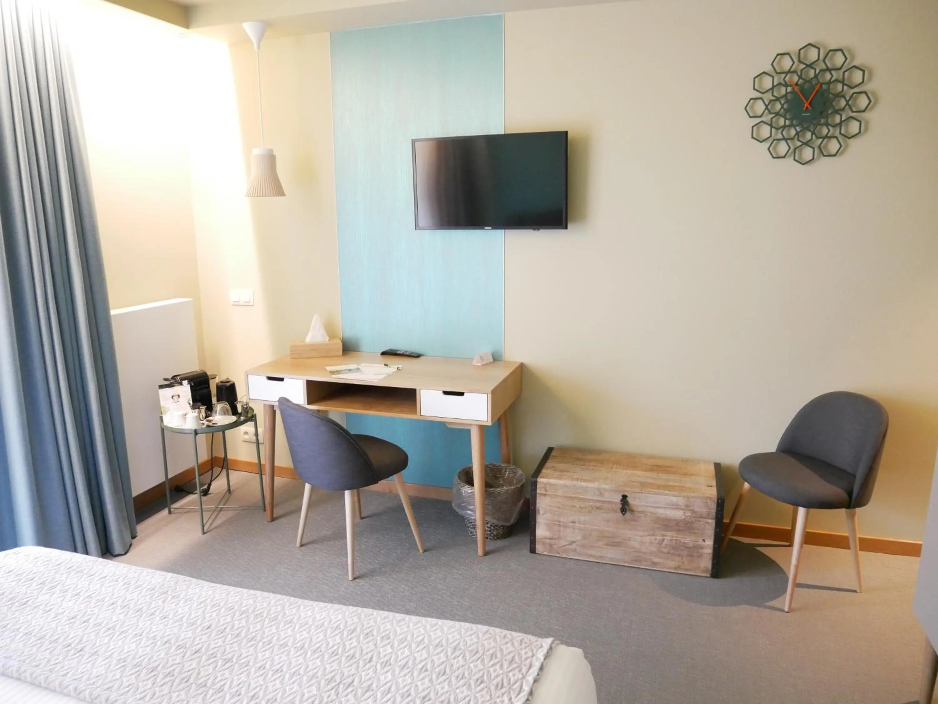 Seating area in La Libellule