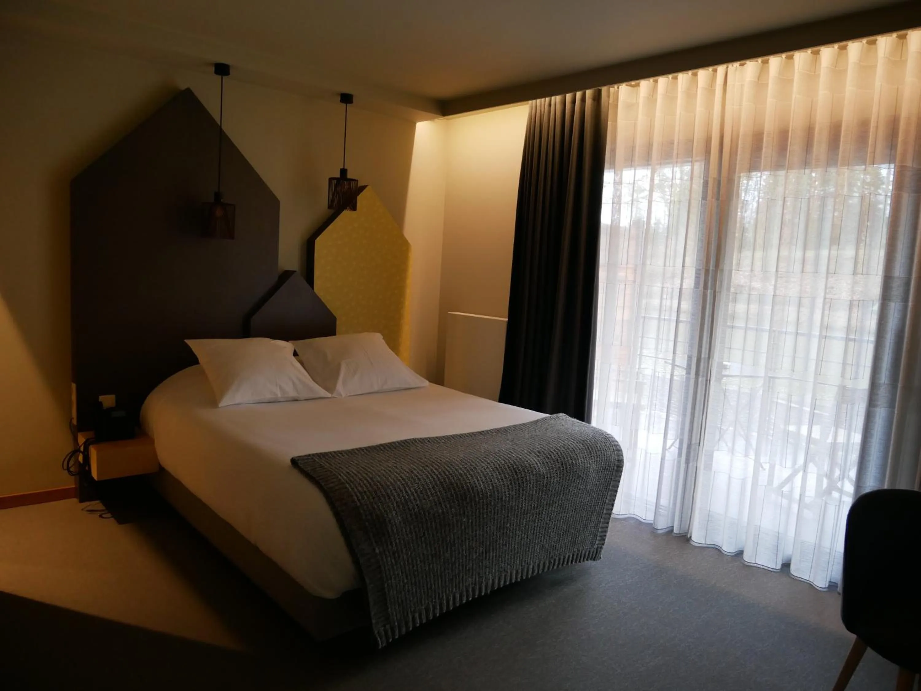 Bedroom, Bed in La Libellule