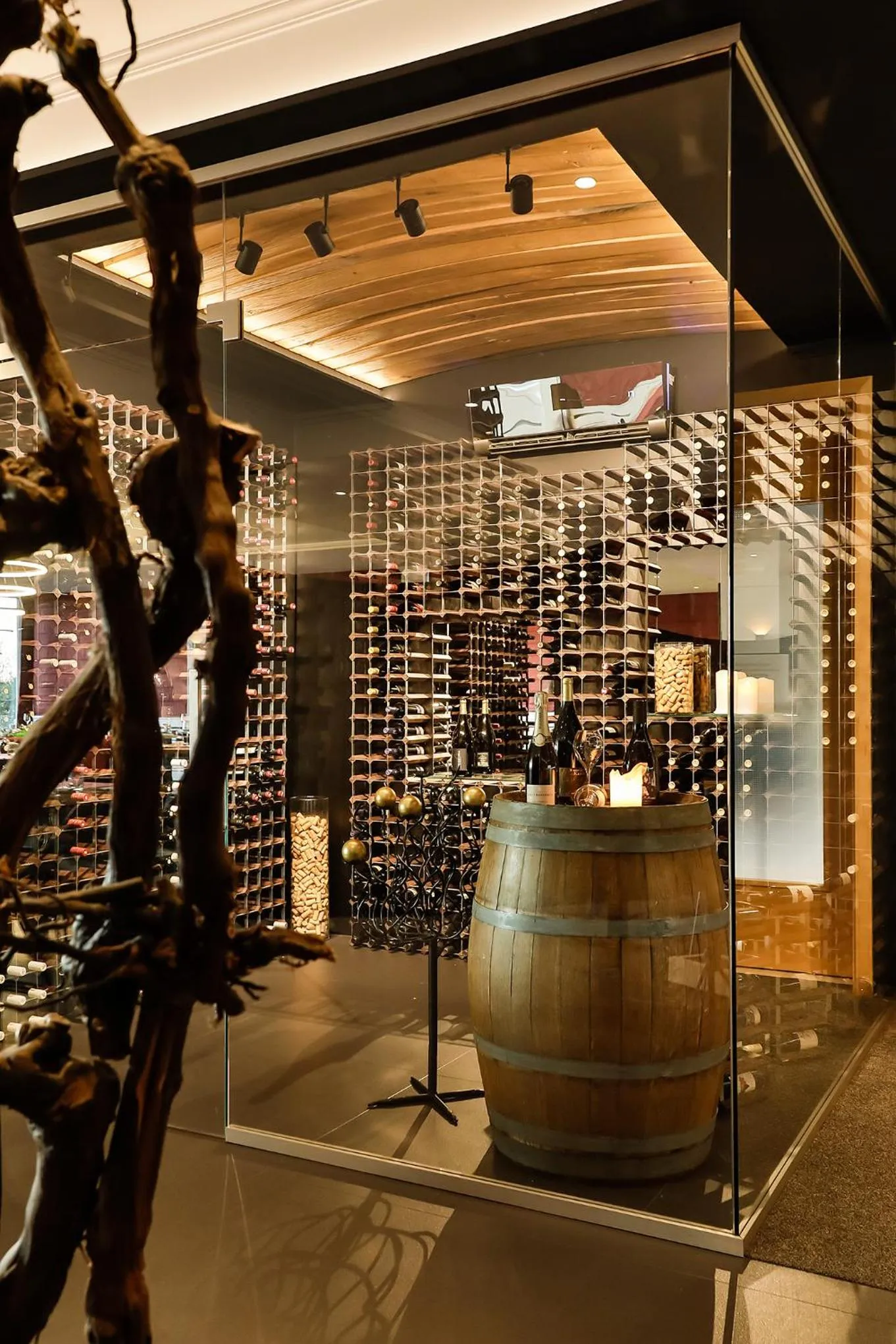 Restaurant/places to eat in Arens Hotel 327mNN