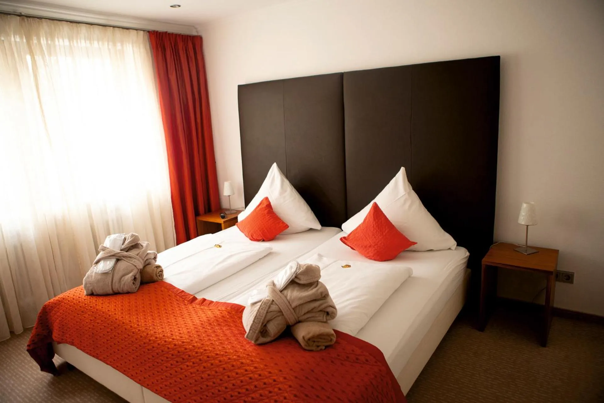 Photo of the whole room, Bed in Arens Hotel 327mNN