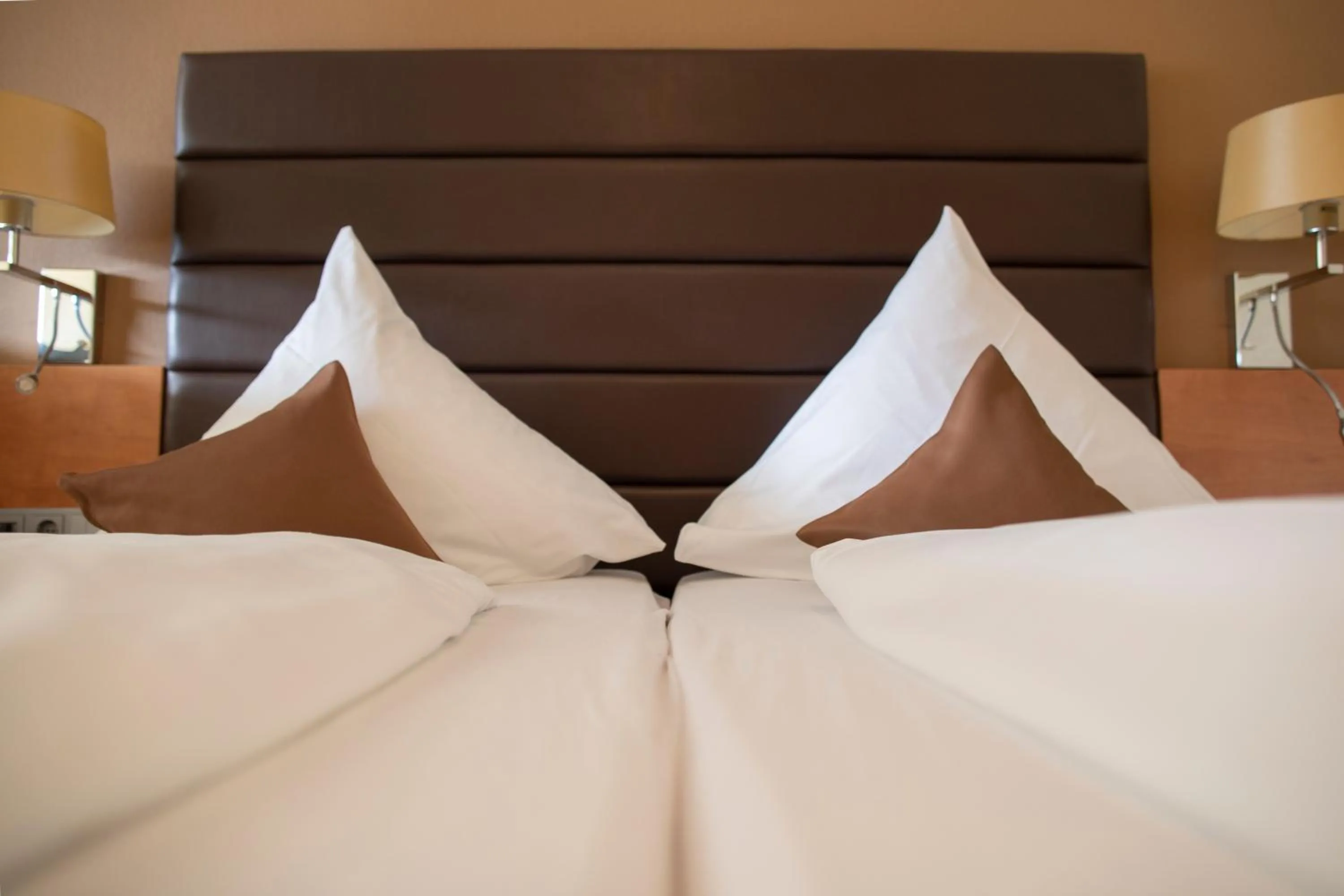 Bedroom, Bed in Arens Hotel 327mNN