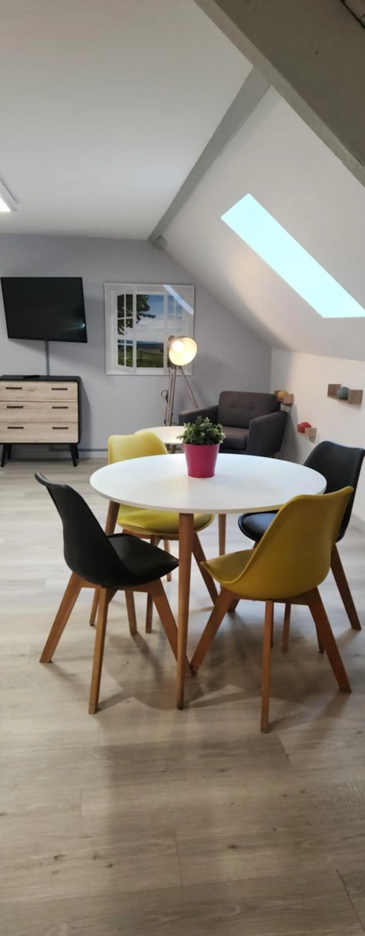 Dining area in Break Hôtel