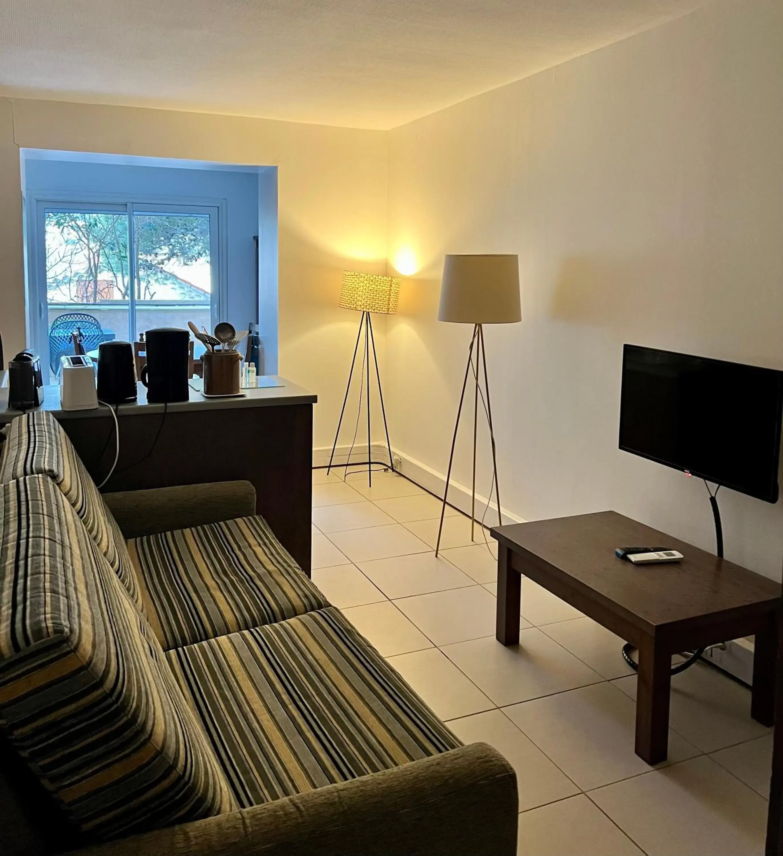 Apartment with Terrace in Résidence Le Beau Rivage Apartment with Terrace in Résidence Le Beau Rivage