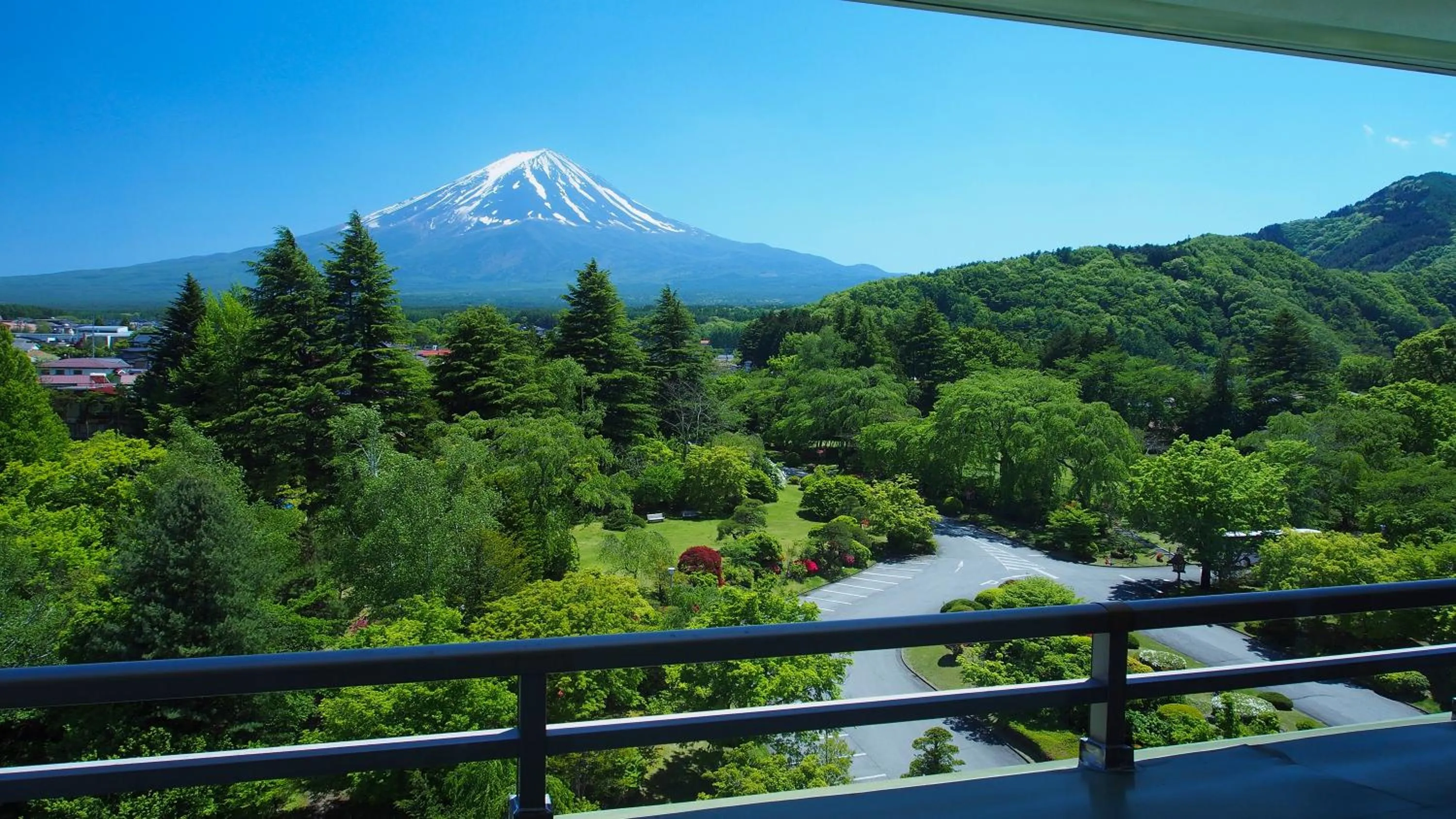 Day in Fuji View Hotel