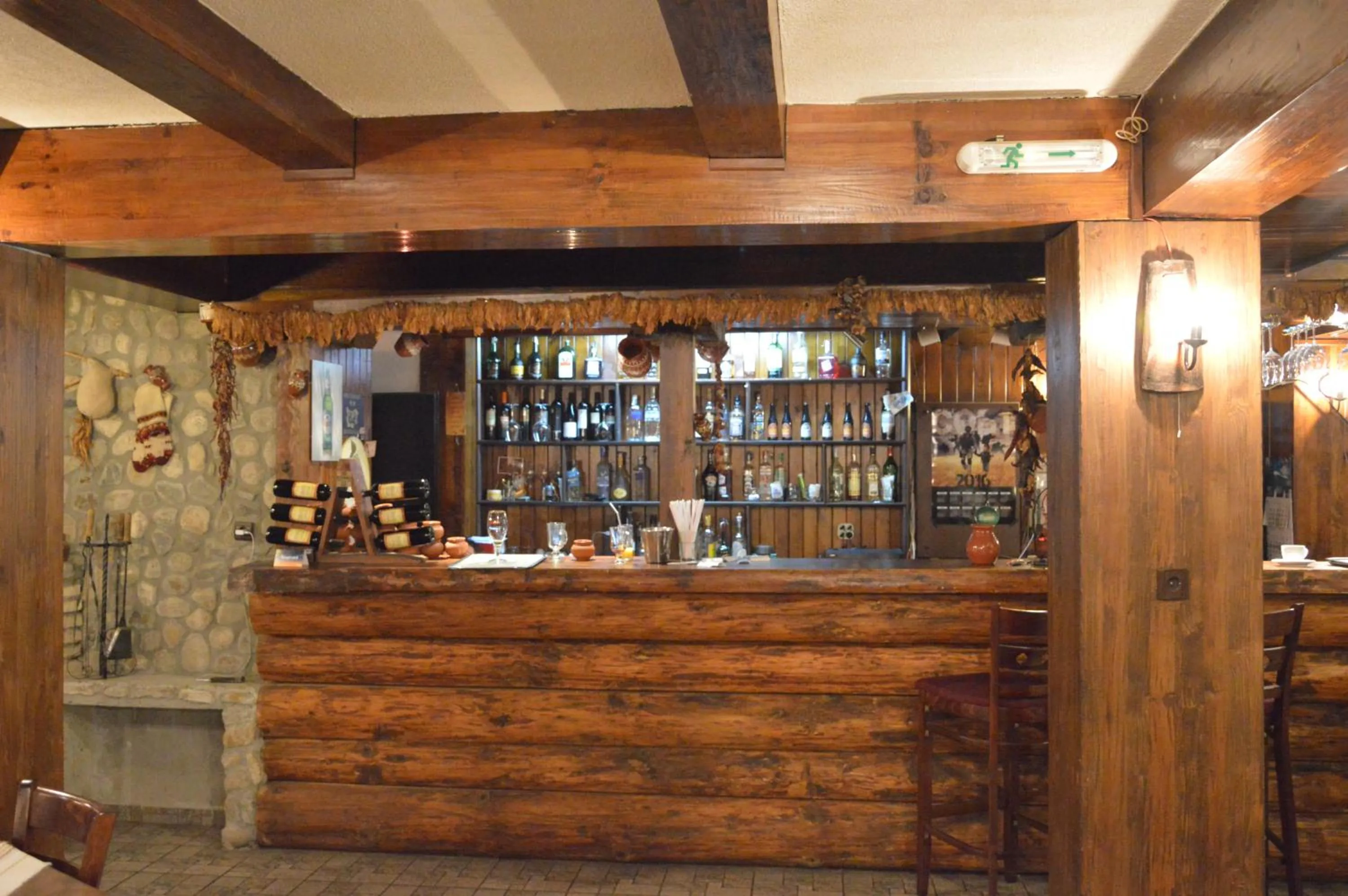 Restaurant/places to eat in Hotel Dumanov