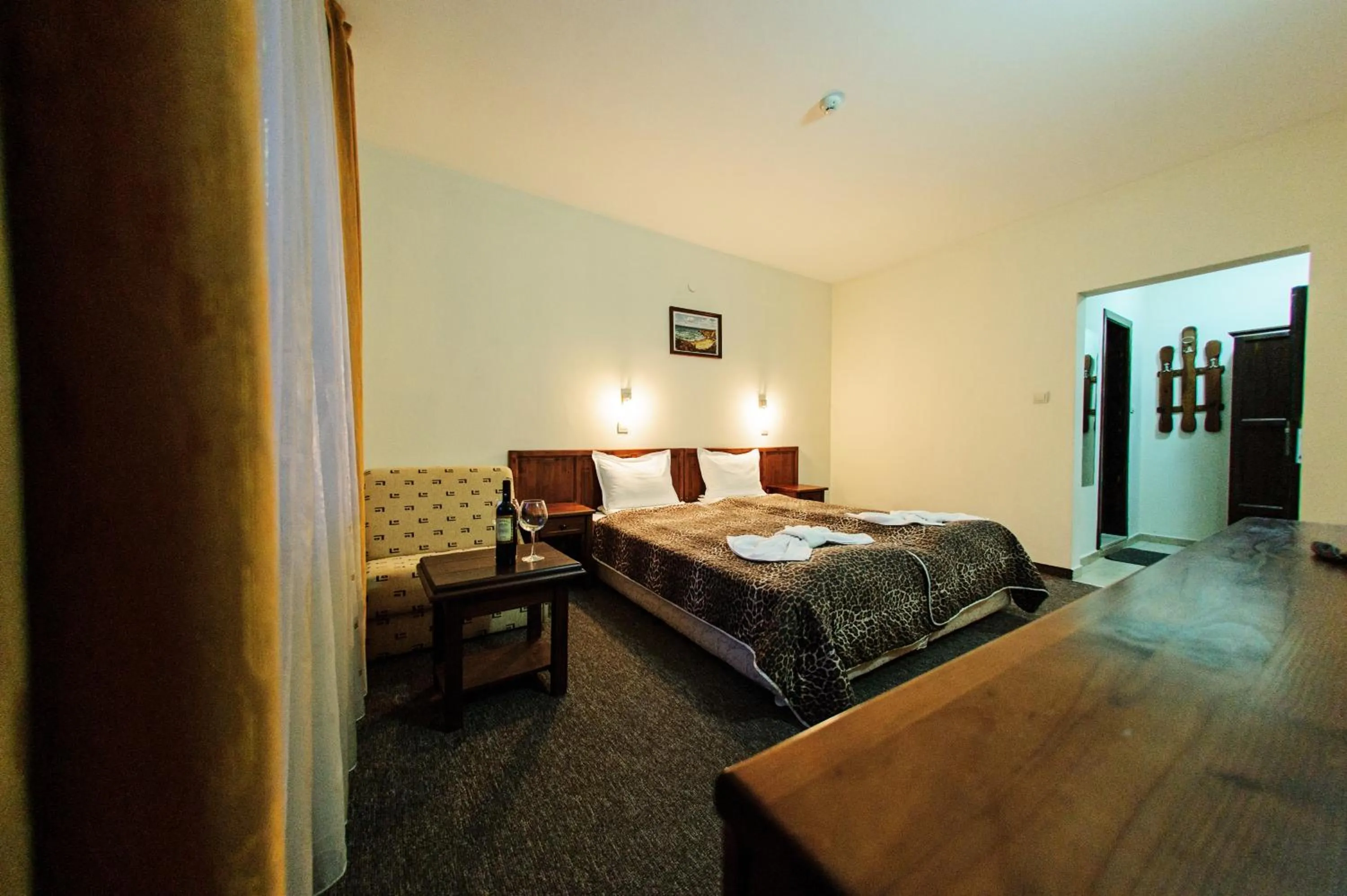 Bedroom, Bed in Hotel Dumanov