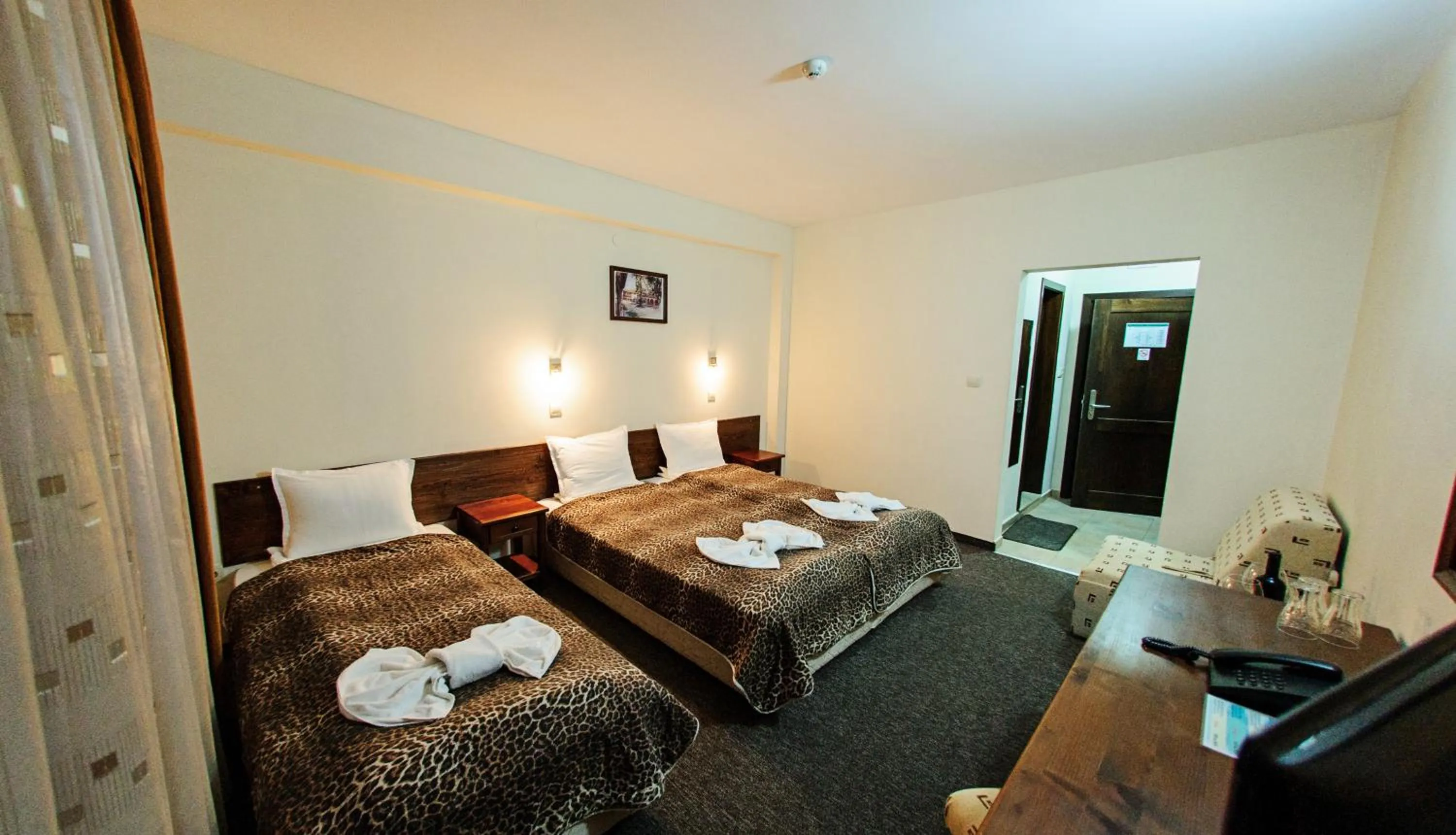 Bedroom, Bed in Hotel Dumanov