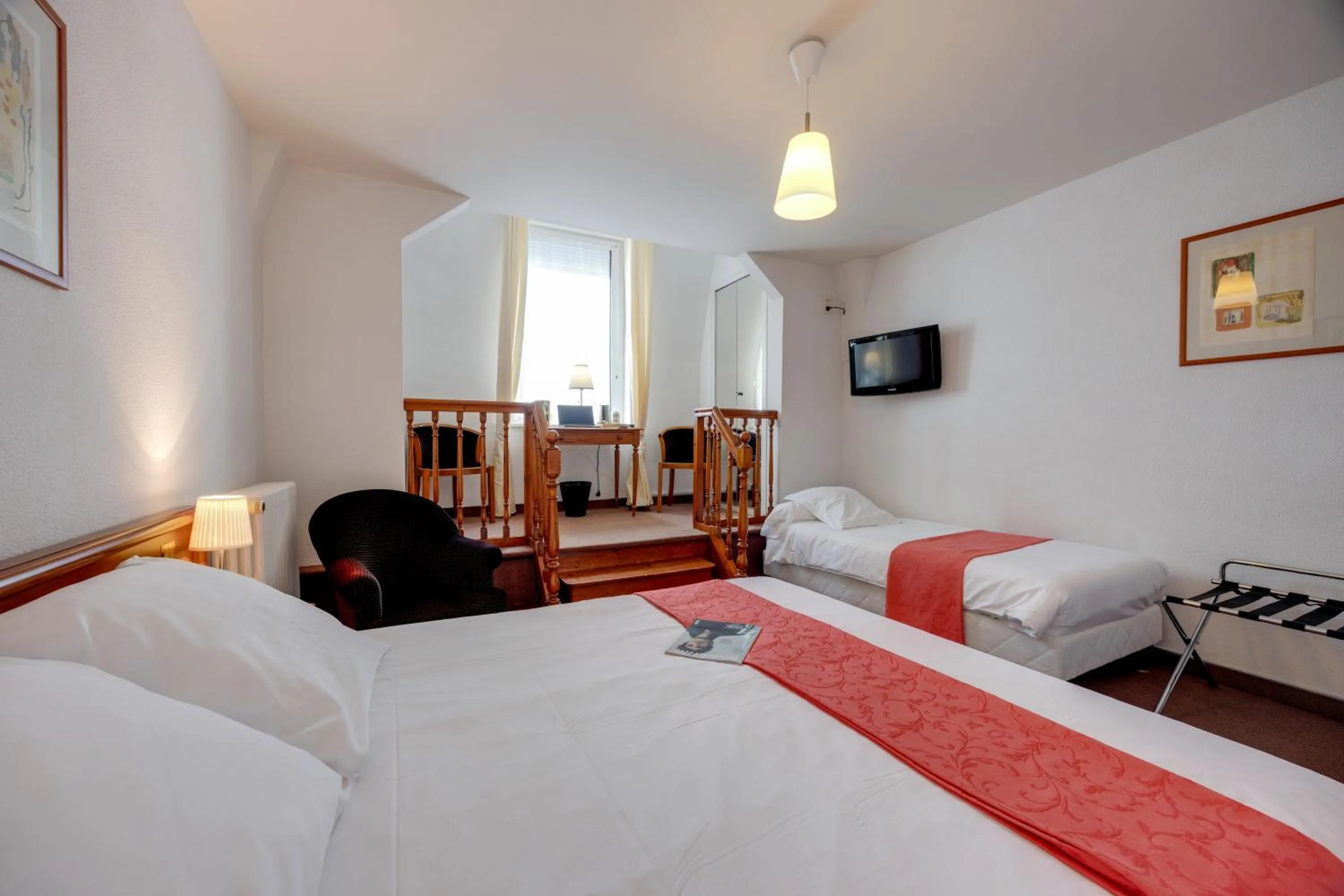 Bedroom, Bed in Brit Hotel Confort Bagnoles Normandie