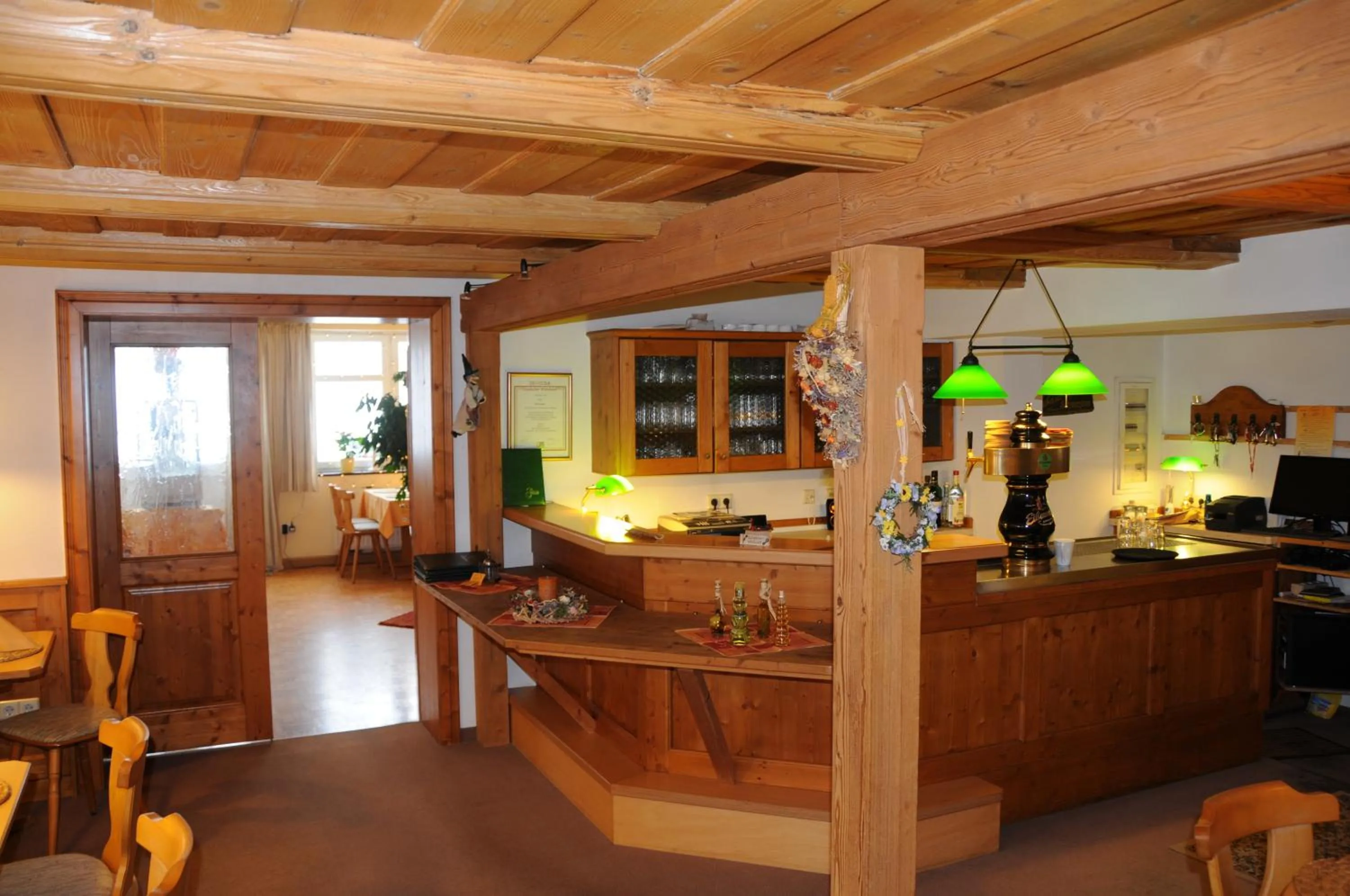 Restaurant/places to eat in Pension Klette