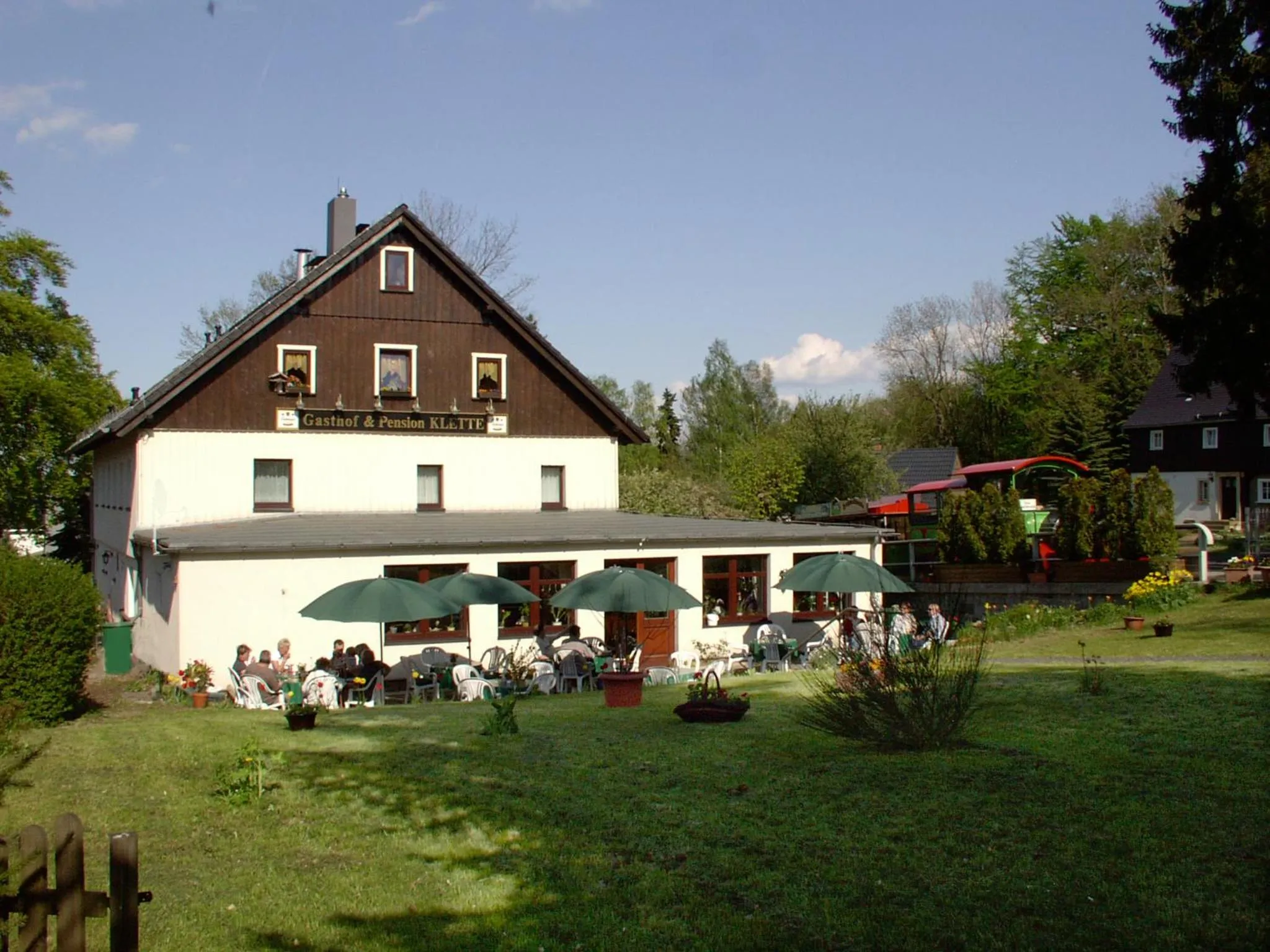 Restaurant/places to eat in Pension Klette