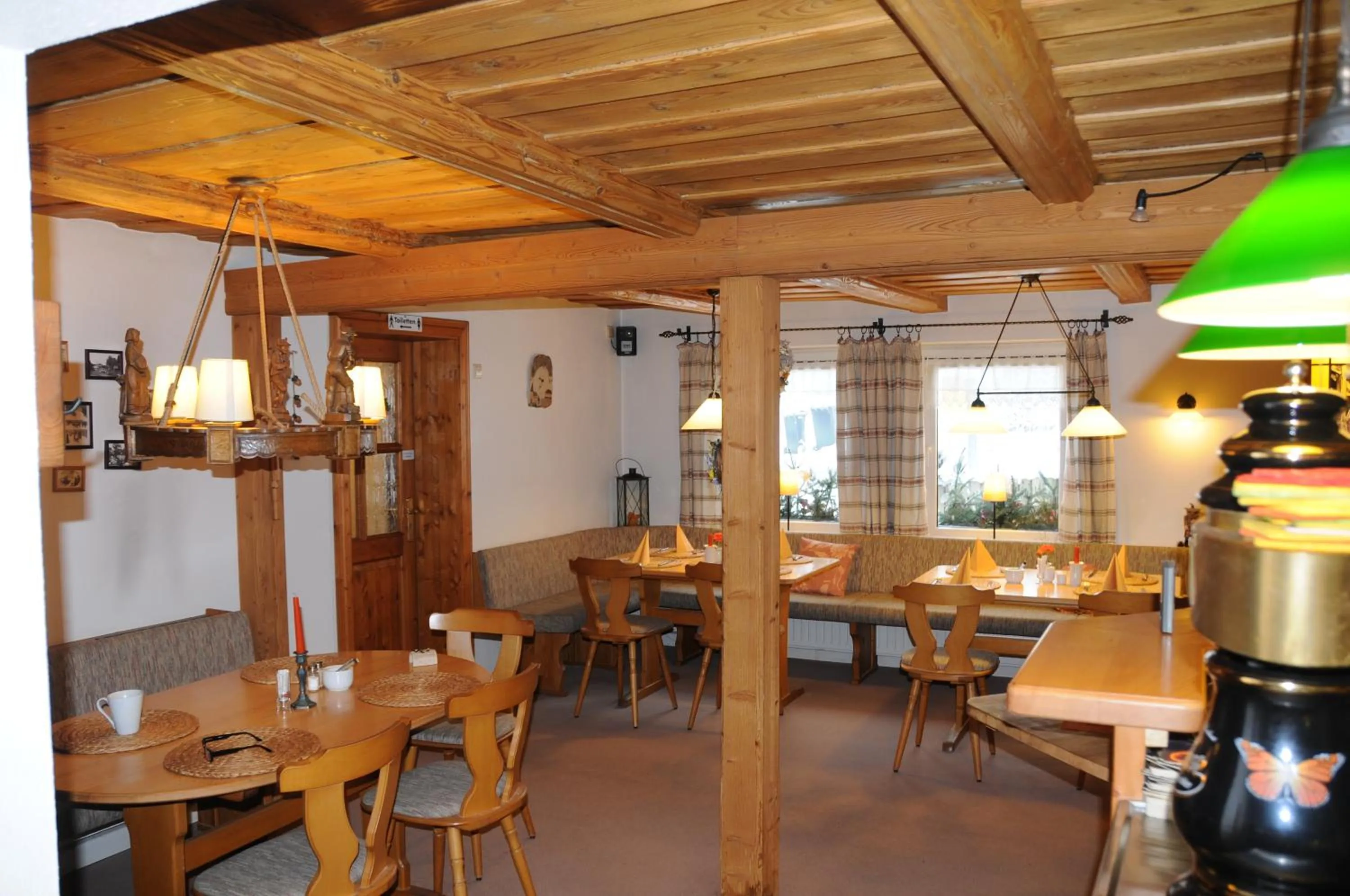 Restaurant/places to eat in Pension Klette