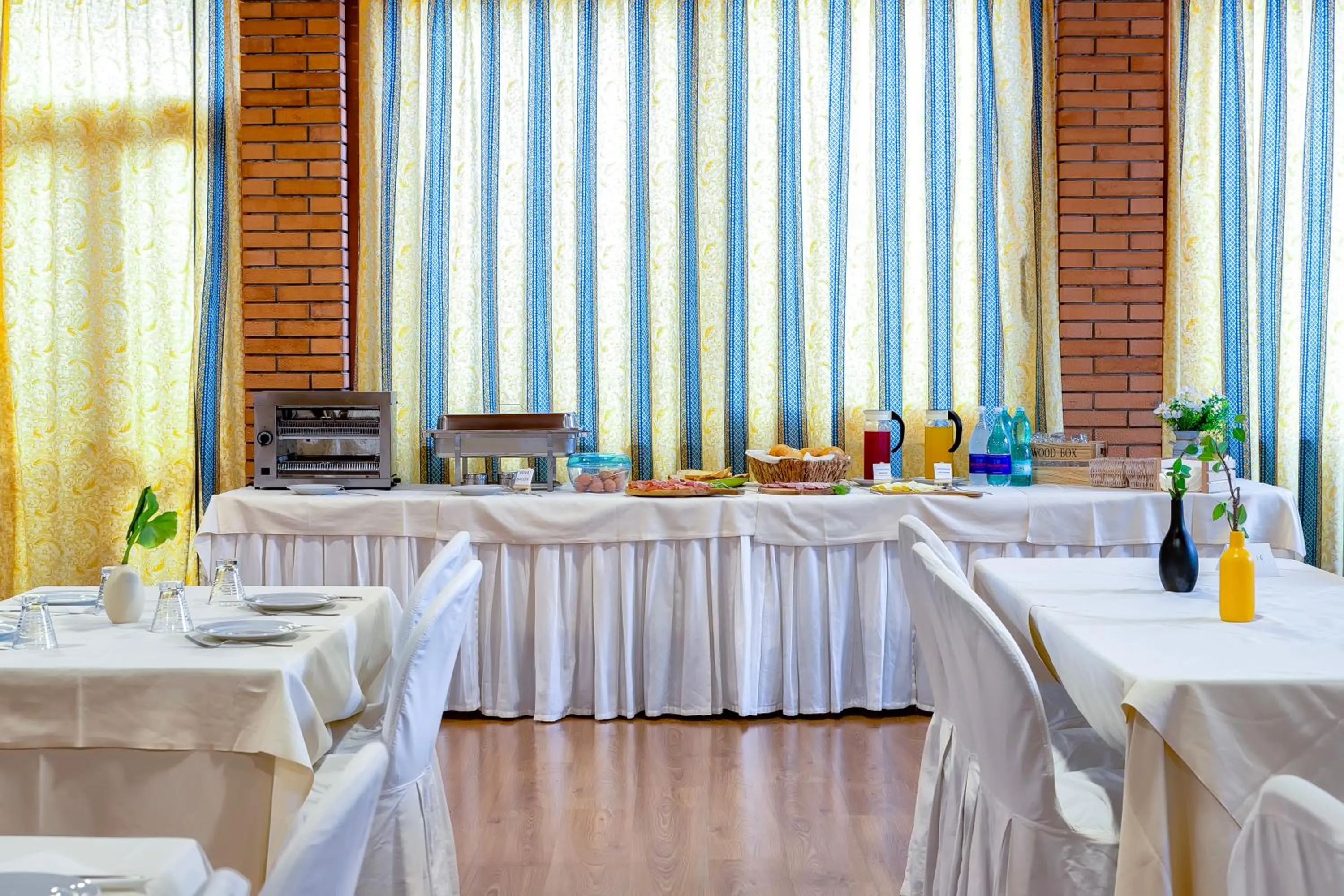 Restaurant/places to eat in Hotel Fertilia