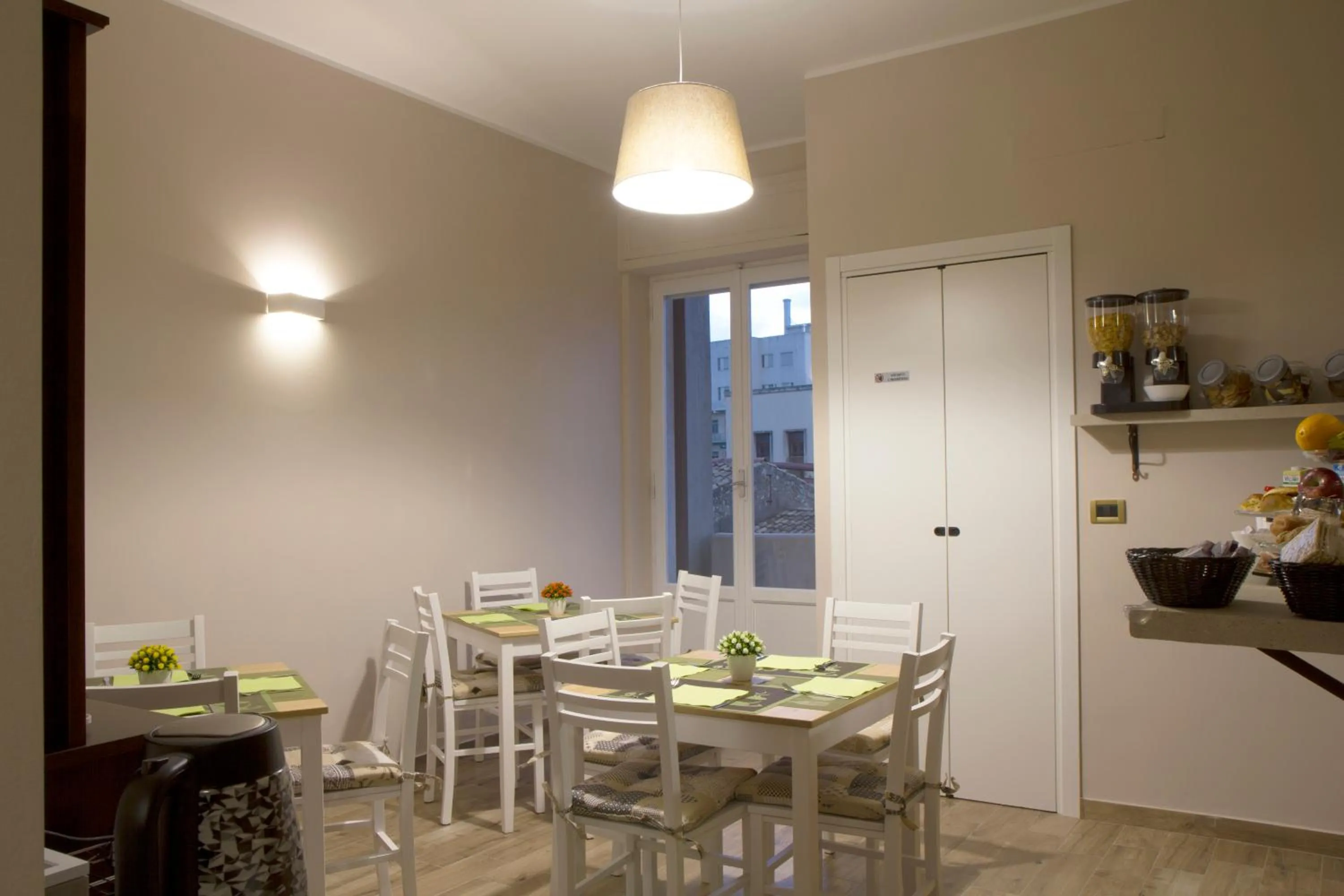 Breakfast in Home Syrakos B&B