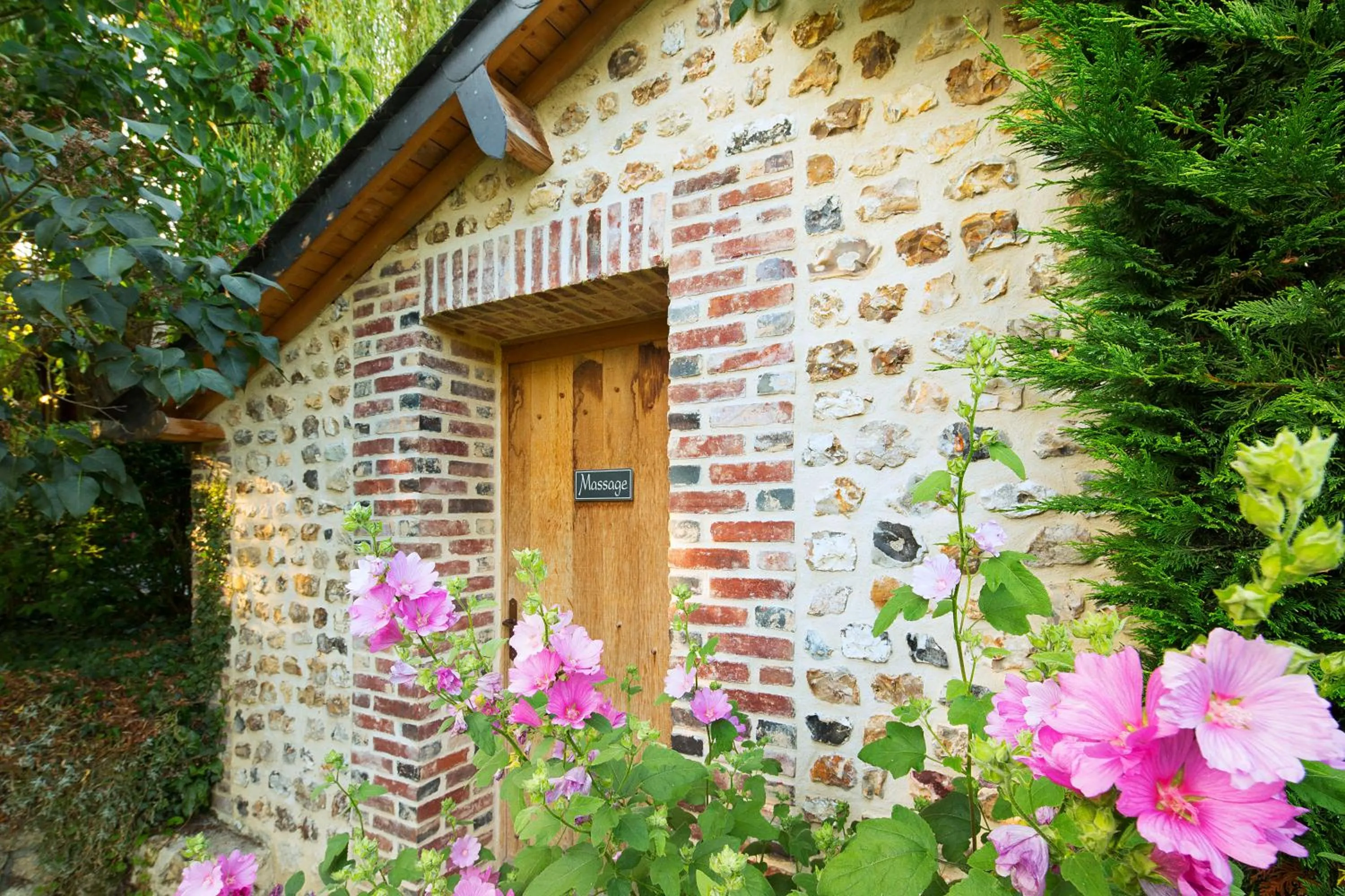 Massage in Auberge de la Source - Hôtel de Charme, Collection Saint-Siméon