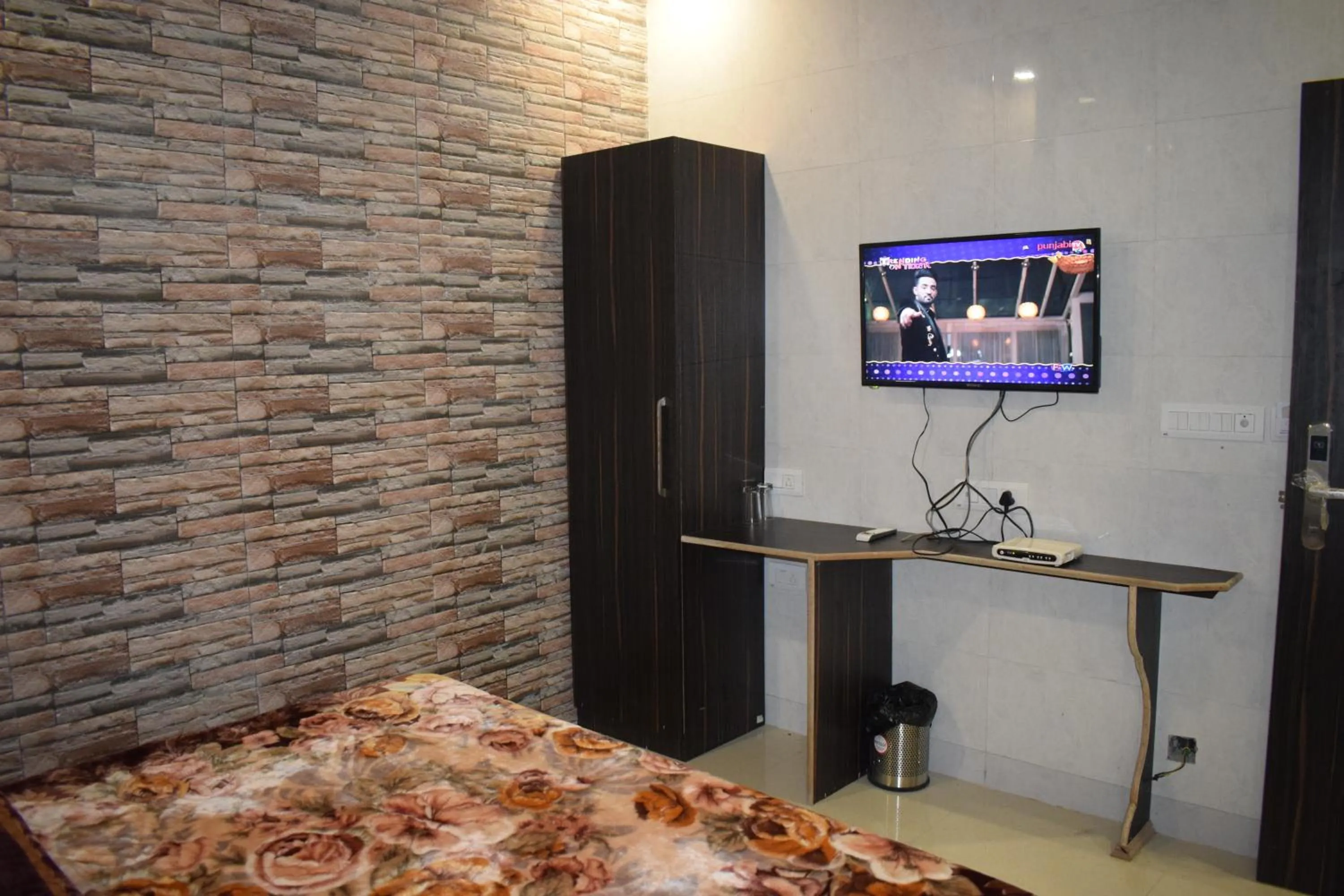 TV and multimedia, Bed in Hotel Star Light