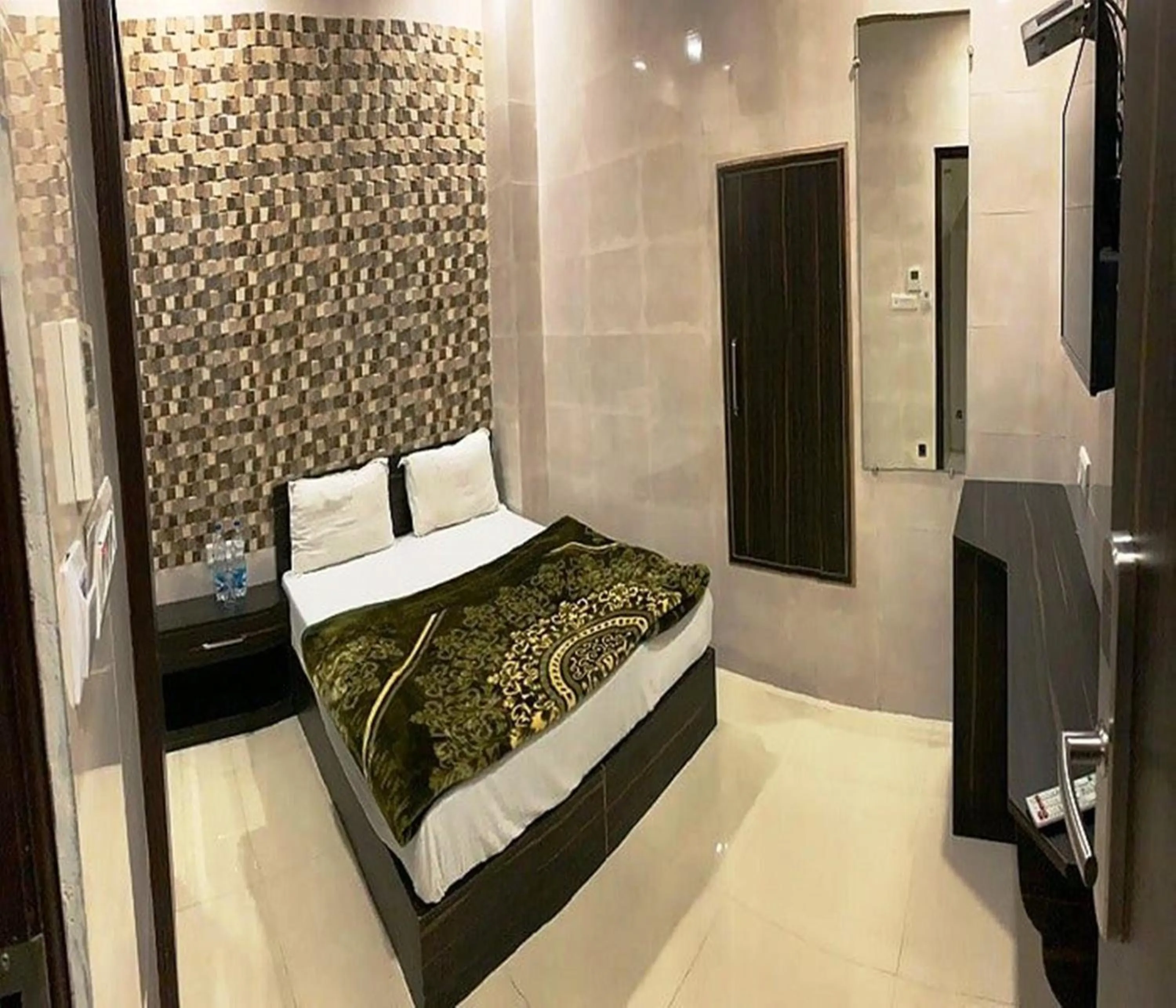 Bedroom, Bed in Hotel Star Light