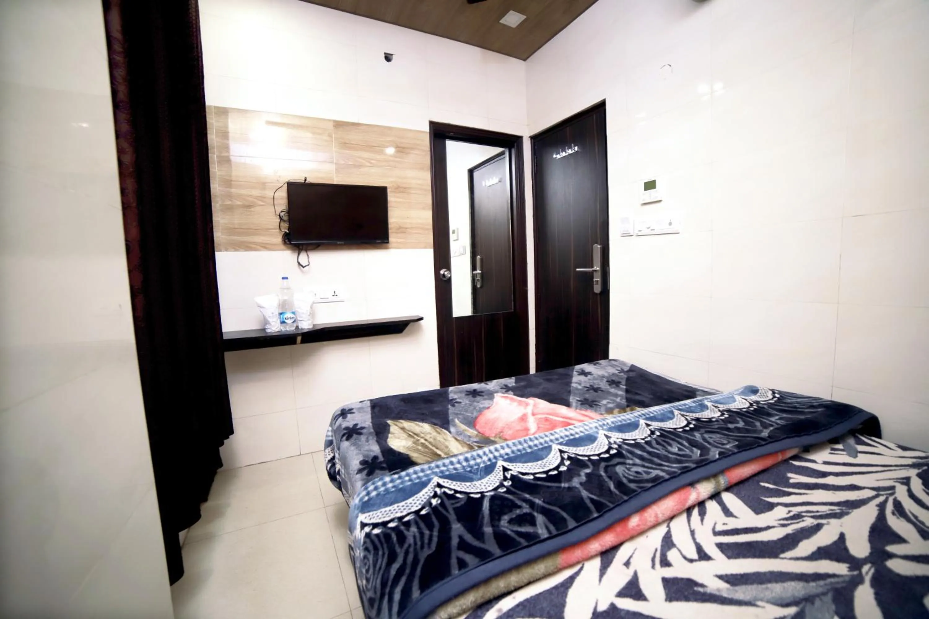 TV and multimedia, Bed in Hotel Star Light