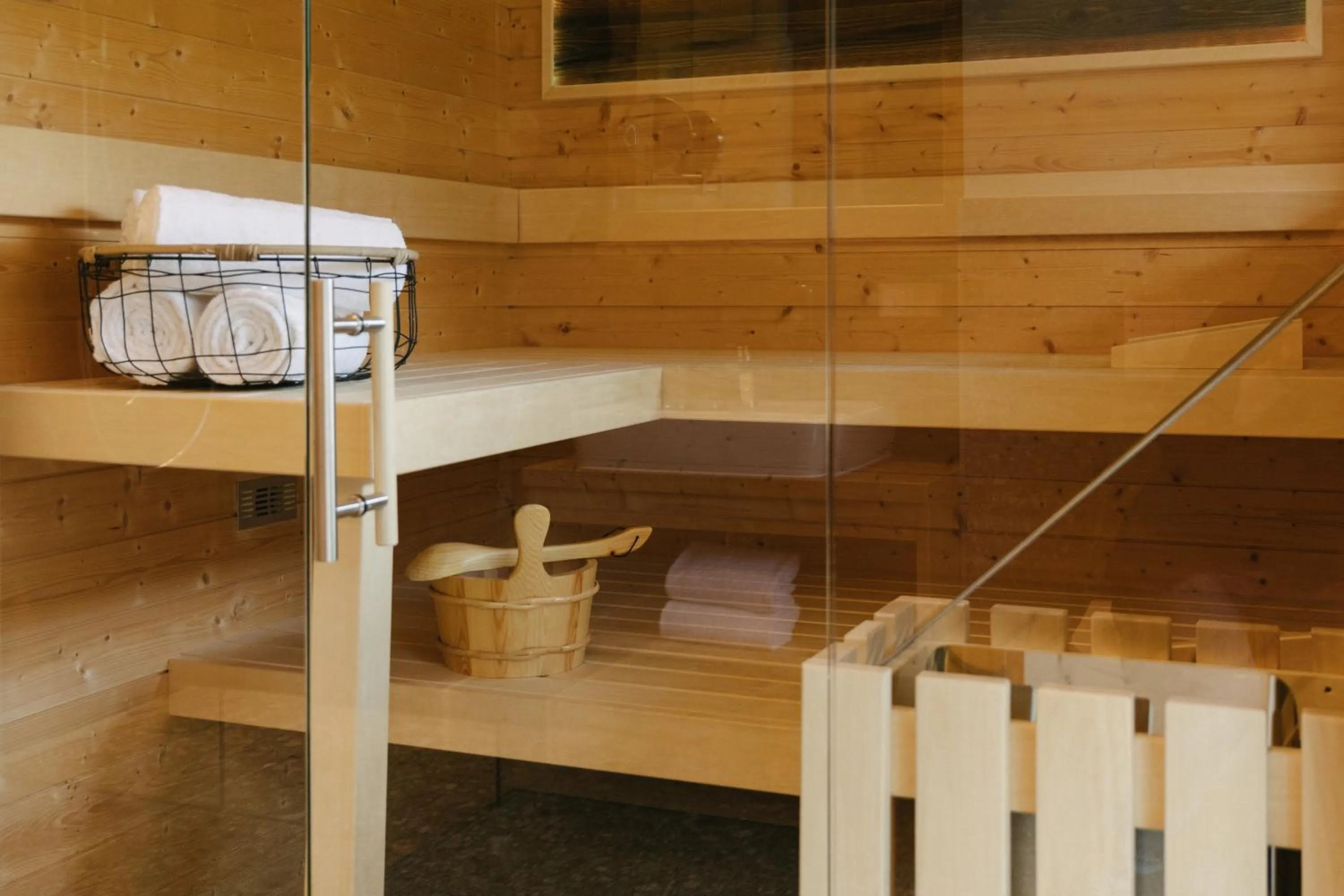 Sauna in Chalet Village by Apart4you