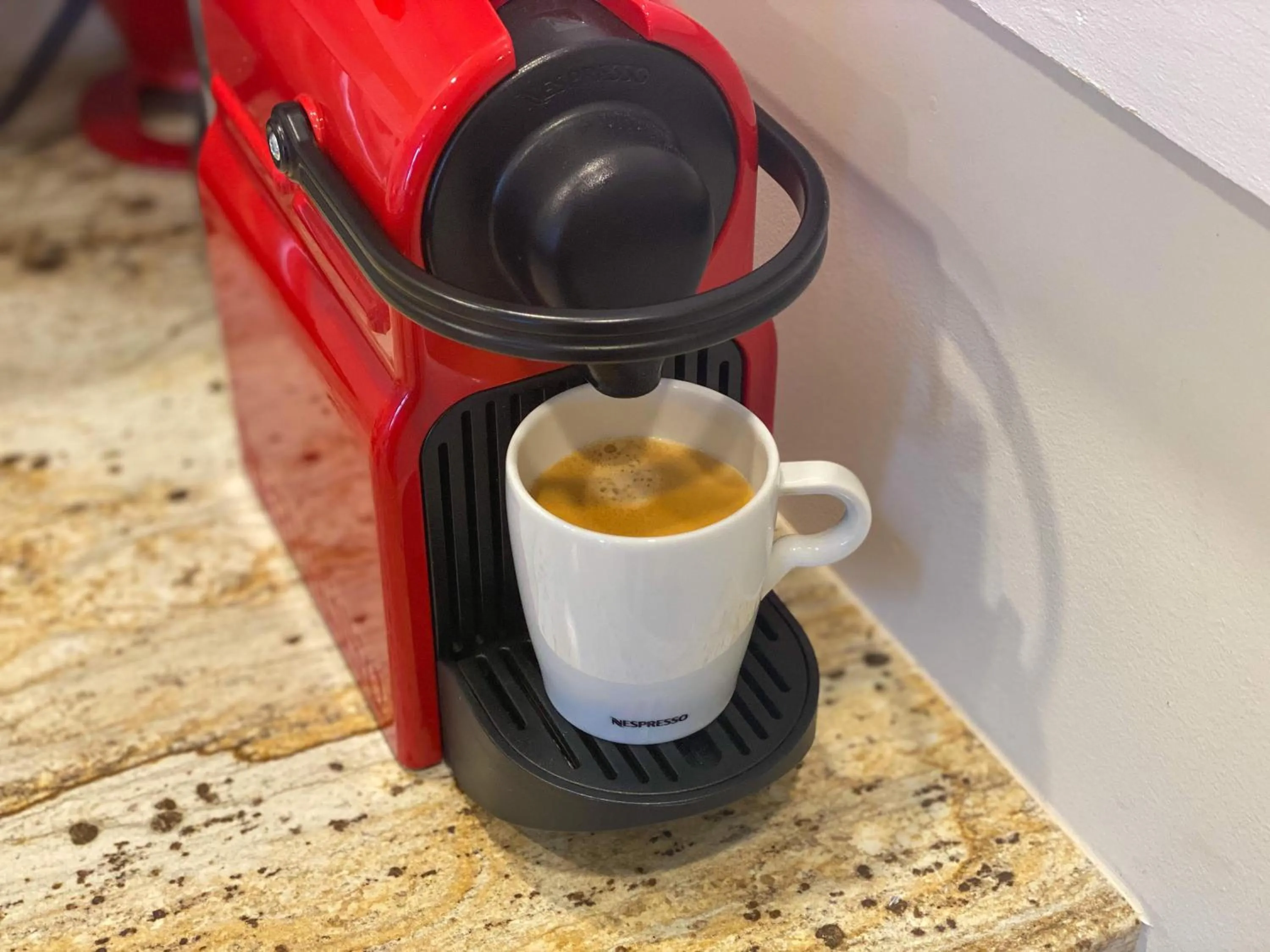 Coffee/tea facilities in The Rooms at Woody Point