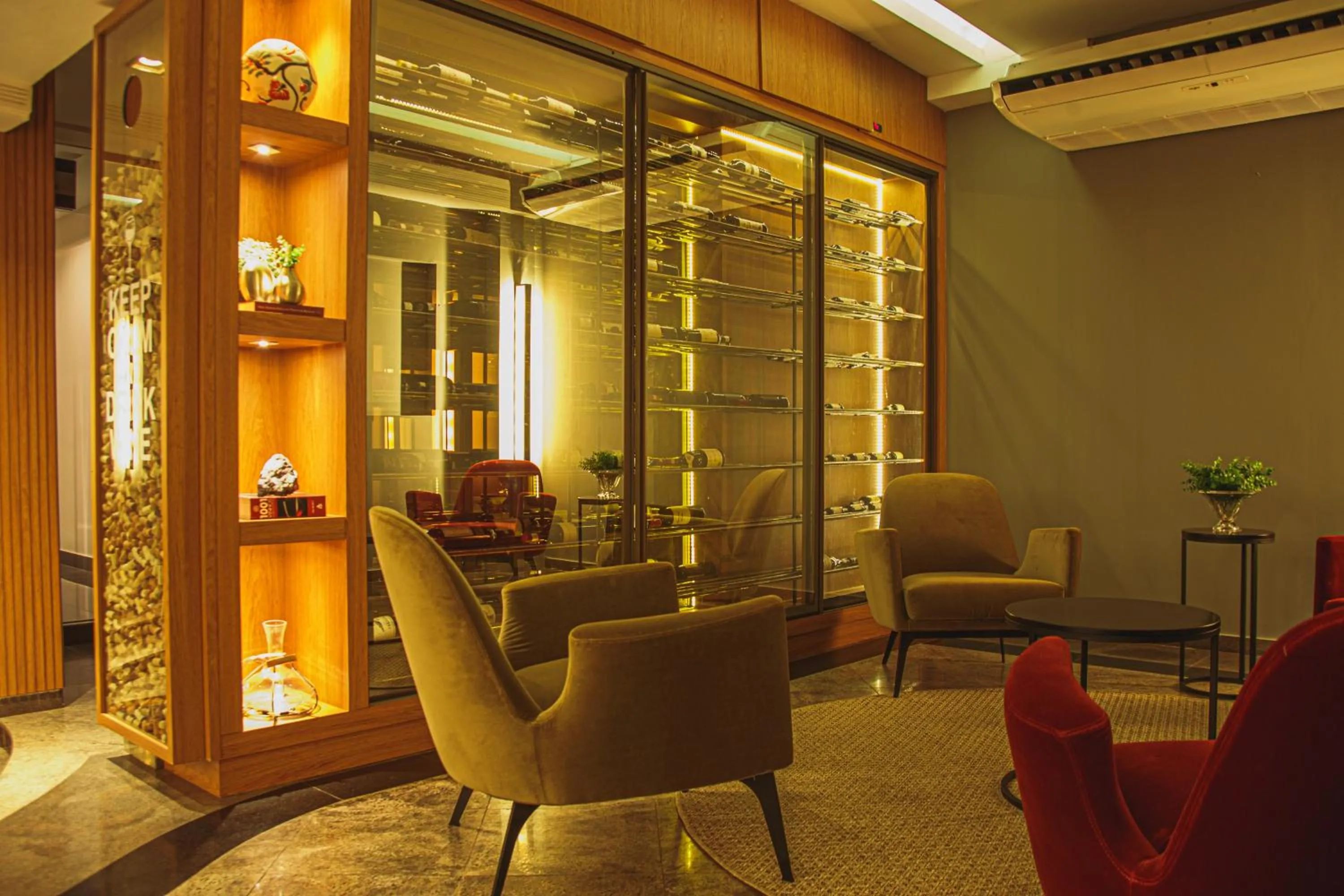 Lounge or bar in Mara Turismo Hotel