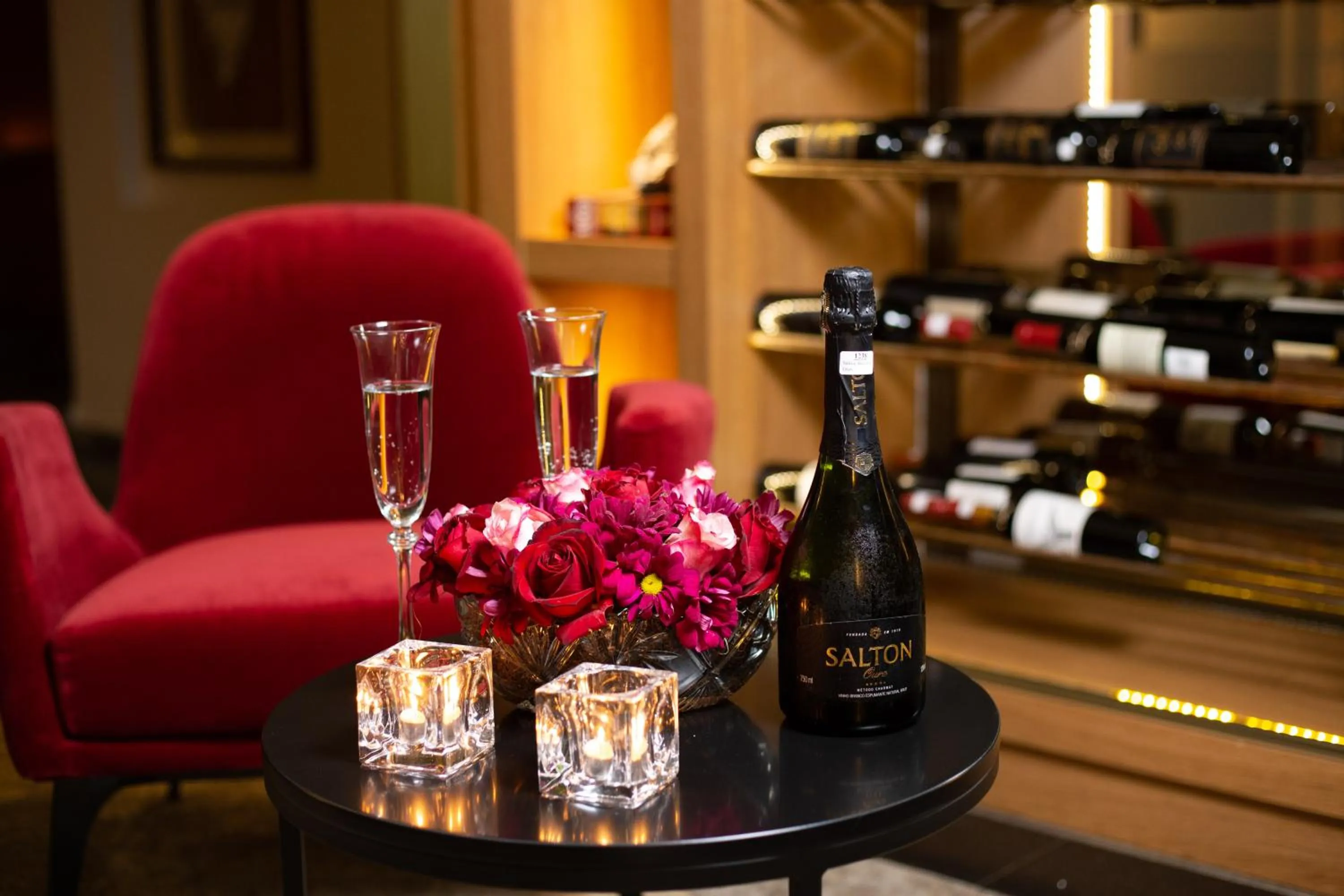 Restaurant/places to eat in Mara Turismo Hotel