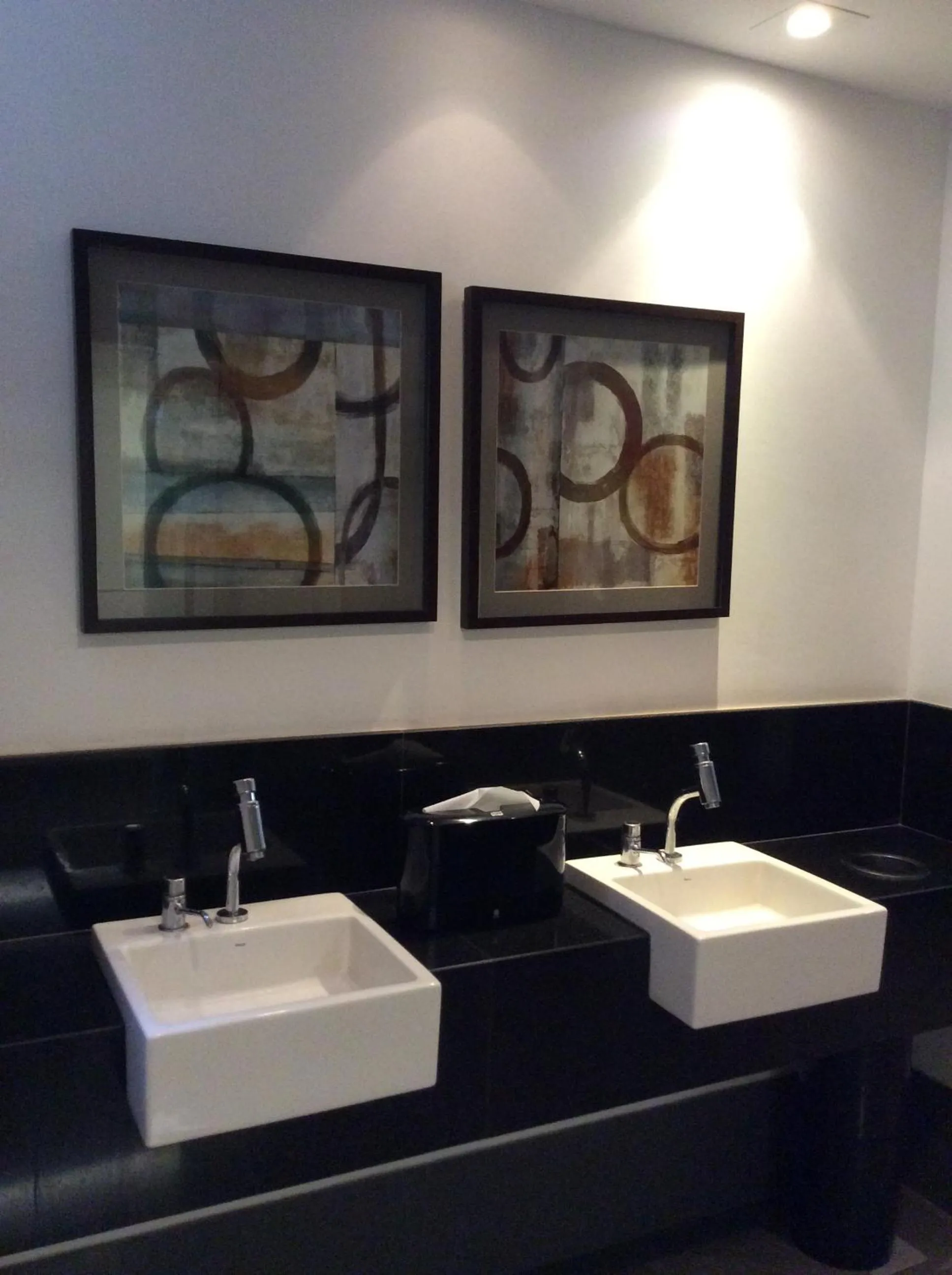 Decorative detail in Mara Turismo Hotel