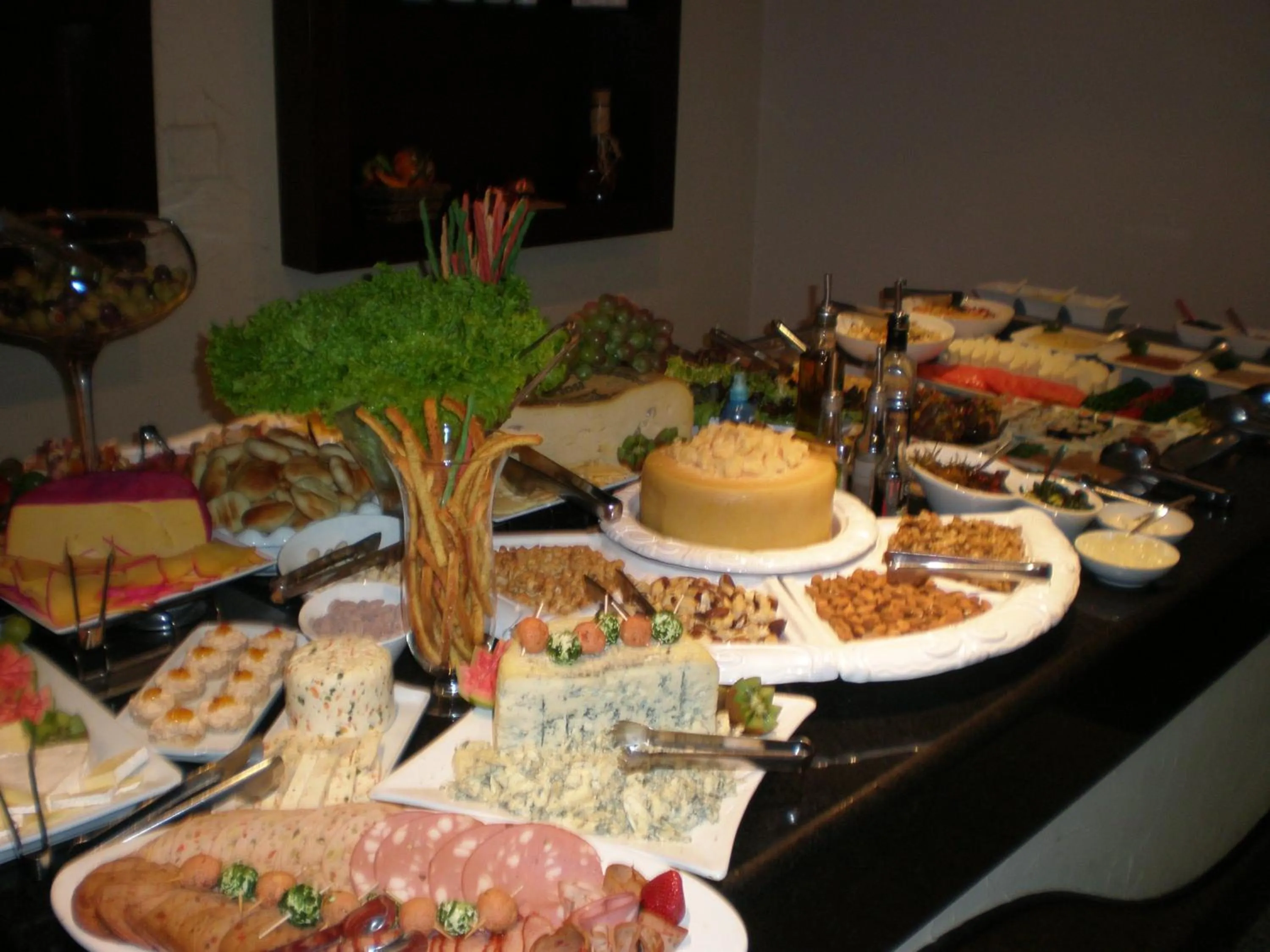 Restaurant/places to eat in Mara Turismo Hotel