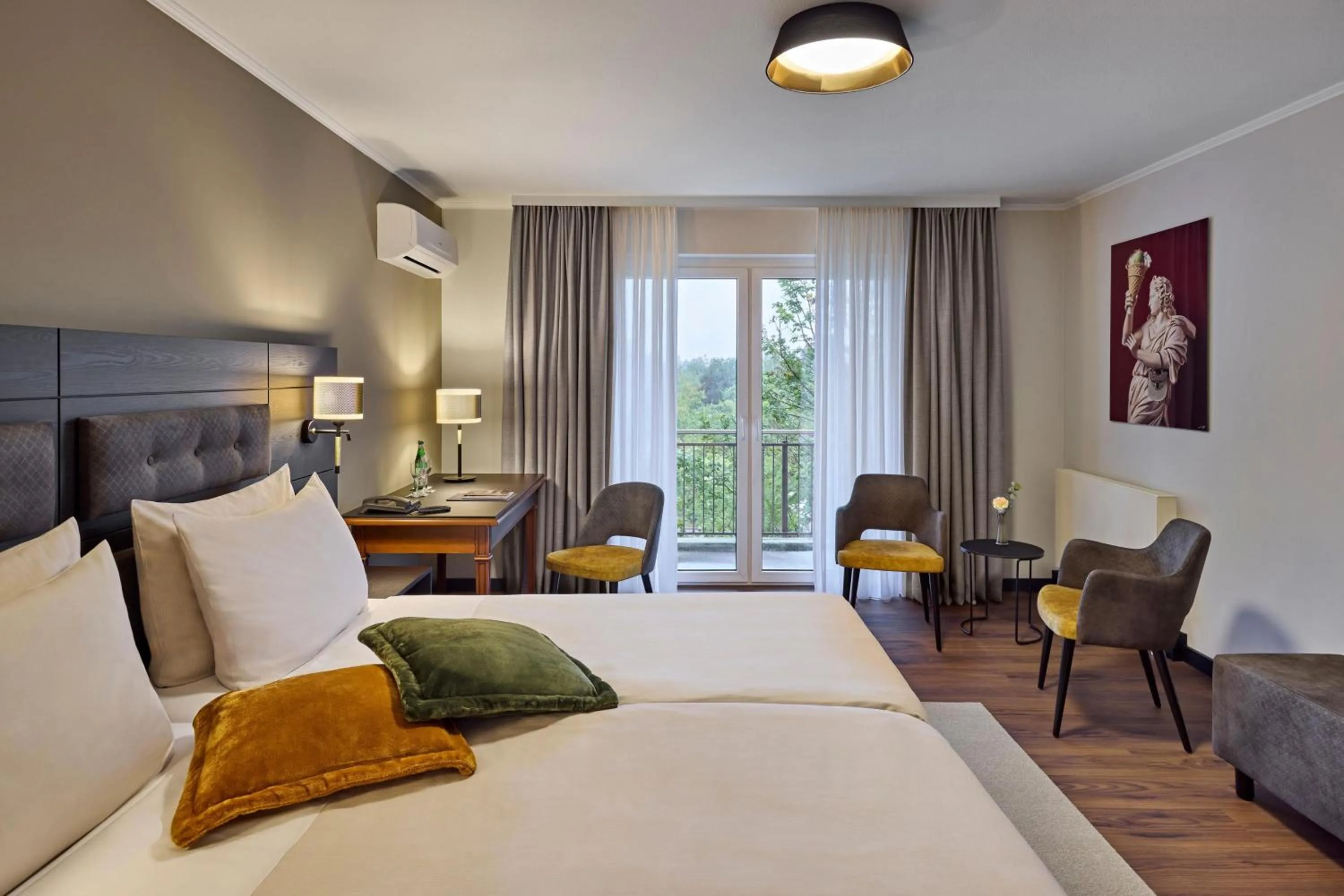 Bedroom, Bed in Dorint MARC AUREL Spa & Golf Resort