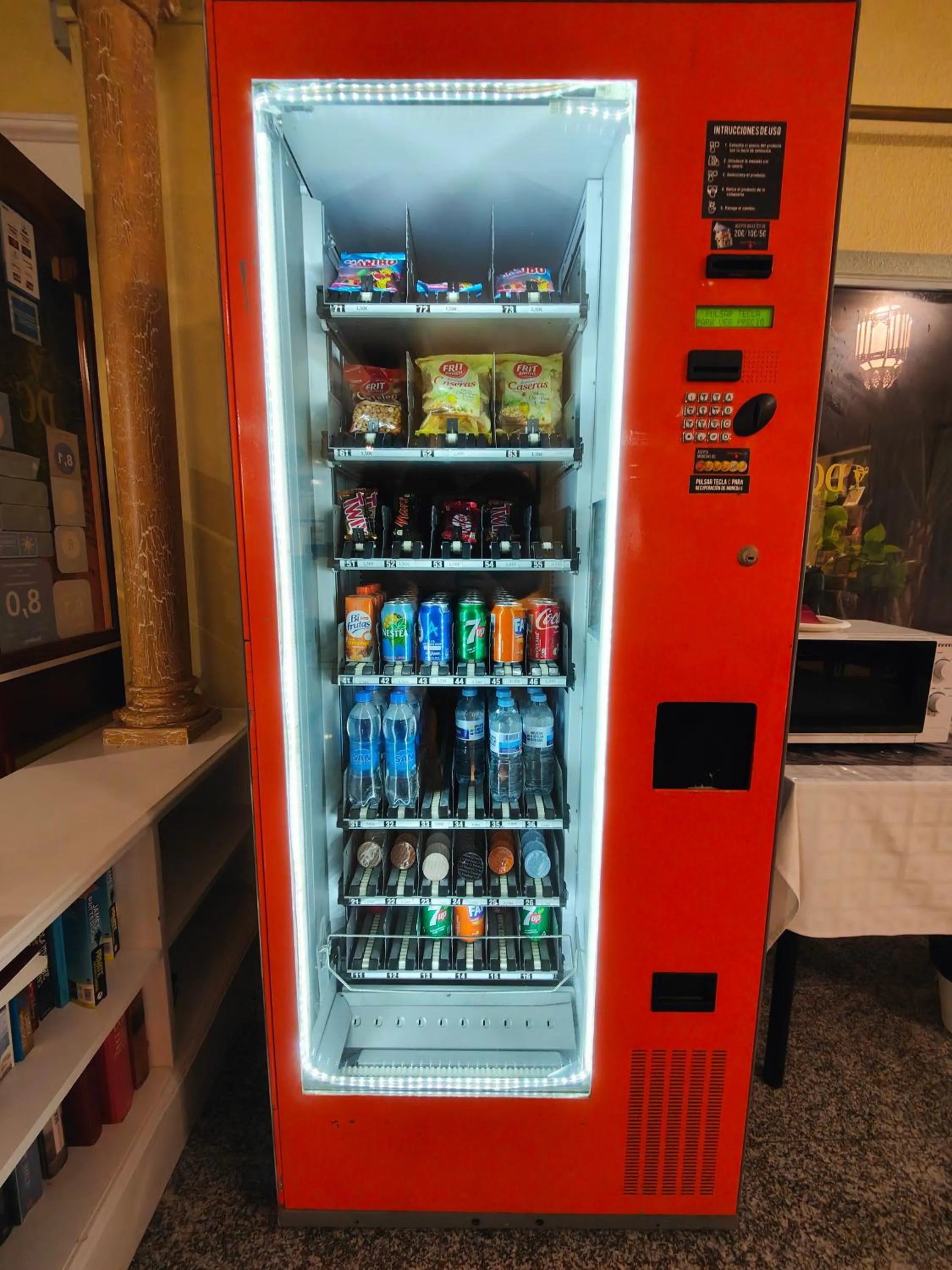 vending machine in Hotel Don Cándido