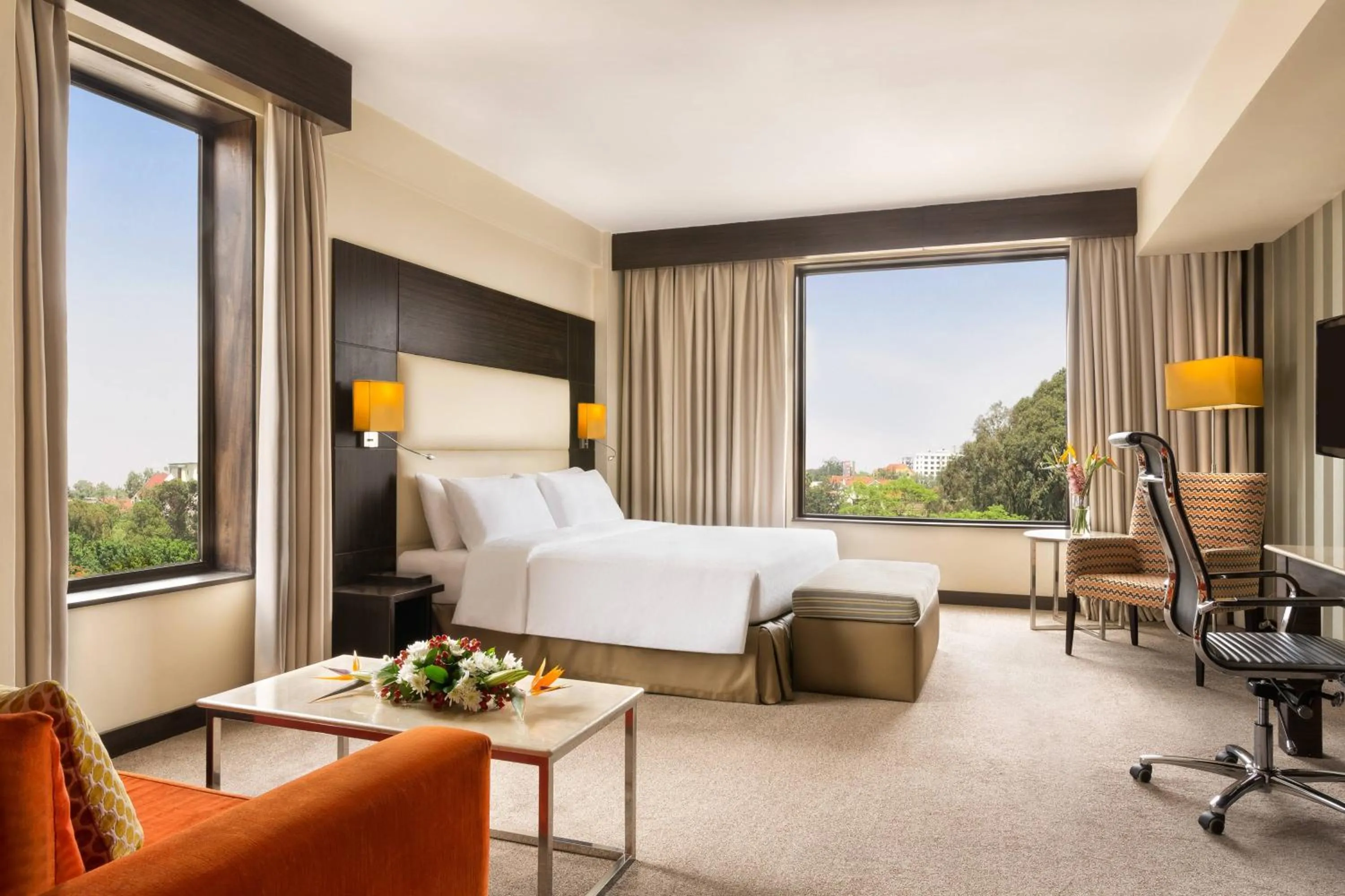 Photo of the whole room, Bed in Four Points By Sheraton Nairobi Hurlingham