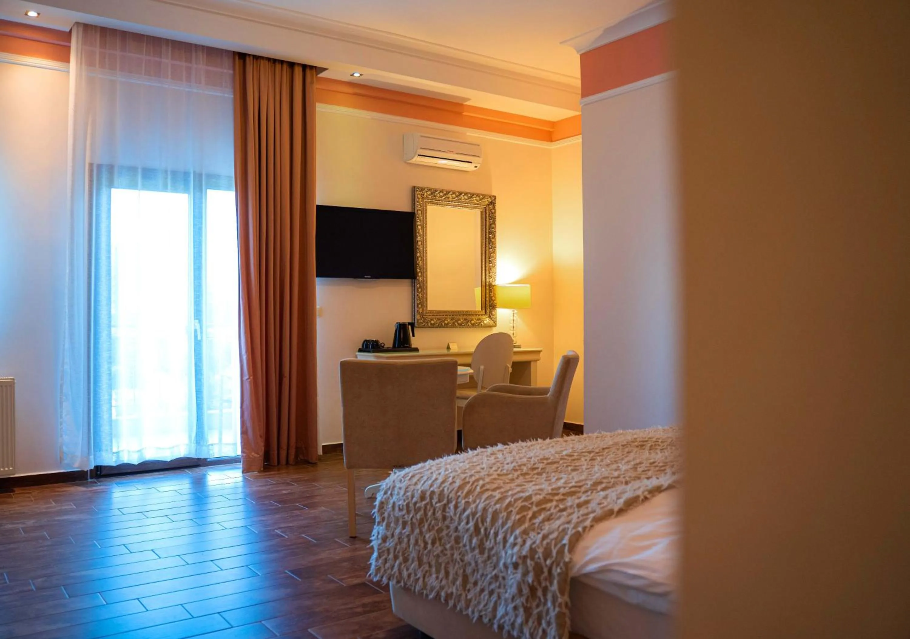 Bedroom, Bed in Enastron View Hotel