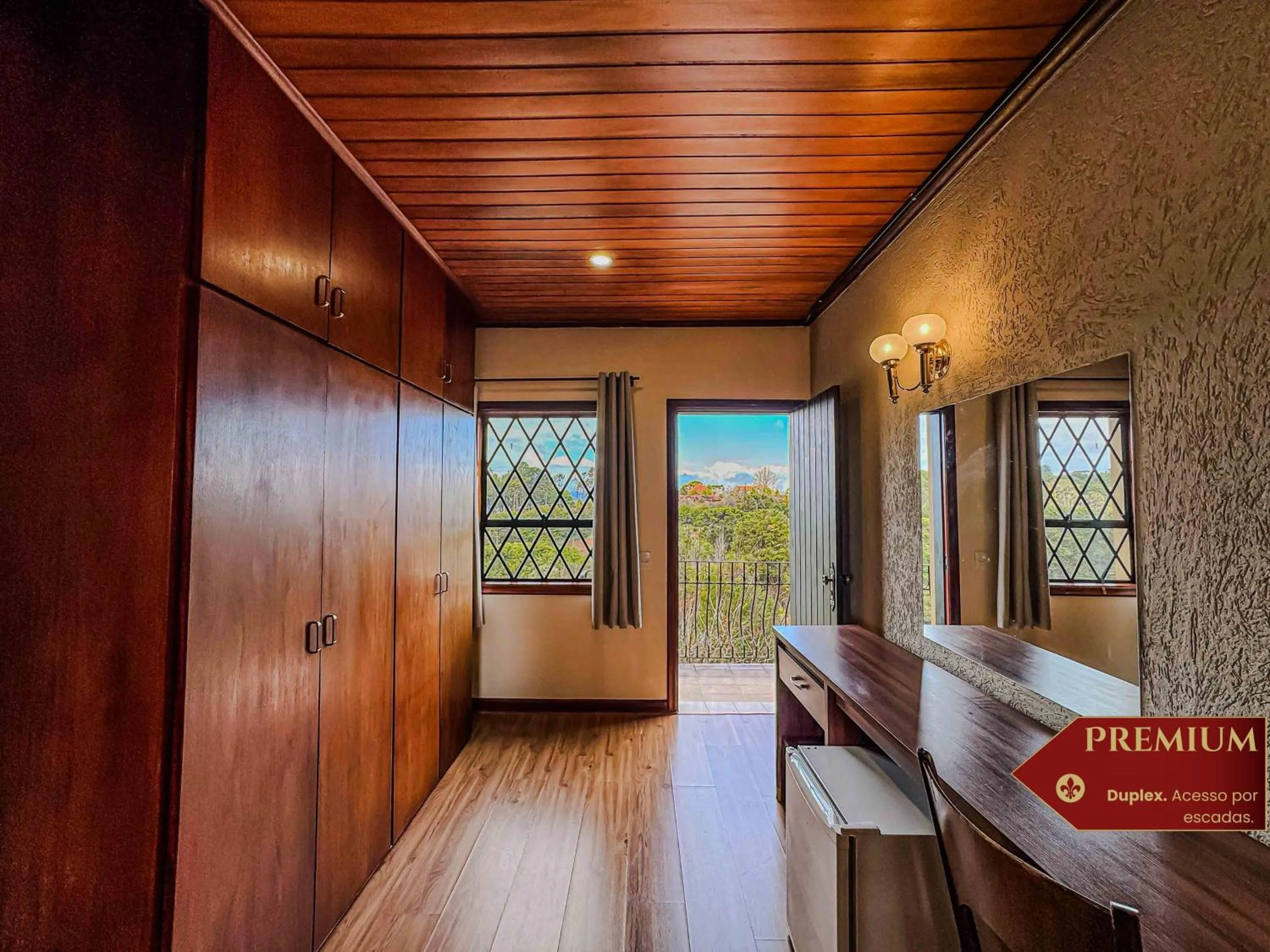 Bedroom in Hotel Castelo Nacional Inn Campos do Jordão