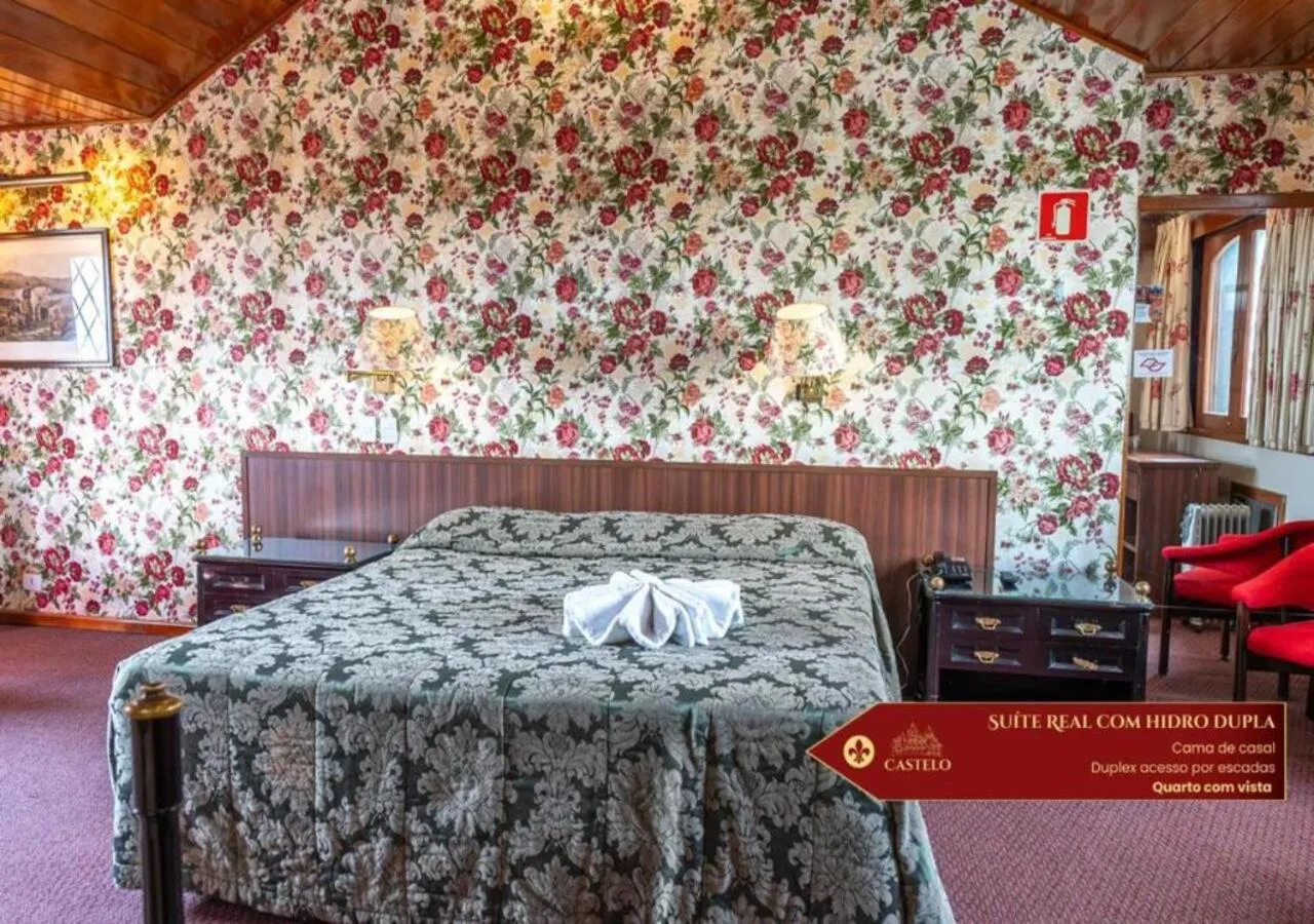 Bedroom, Bed in Hotel Castelo Nacional Inn Campos do Jordão