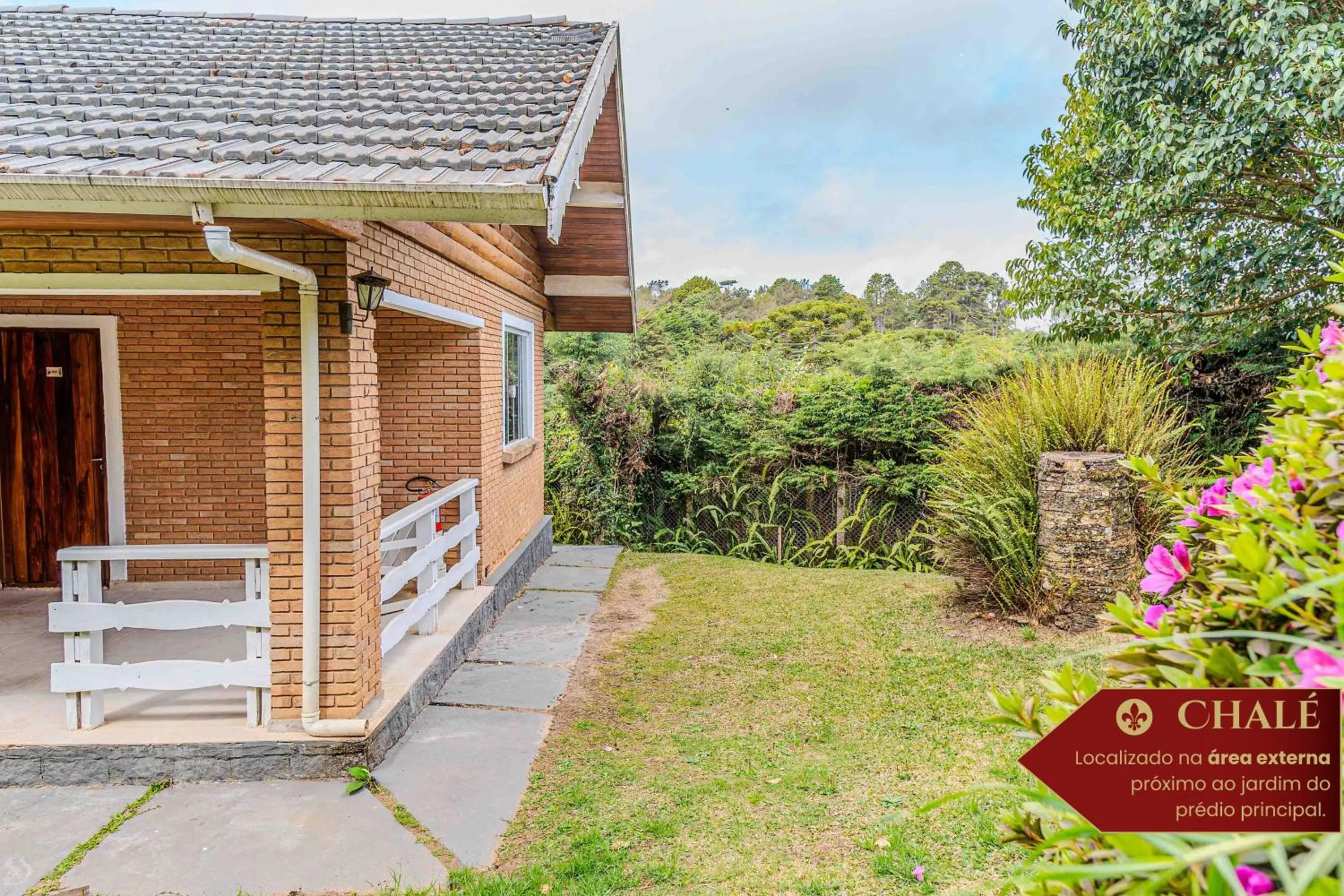 Garden view in Hotel Castelo Nacional Inn Campos do Jordão