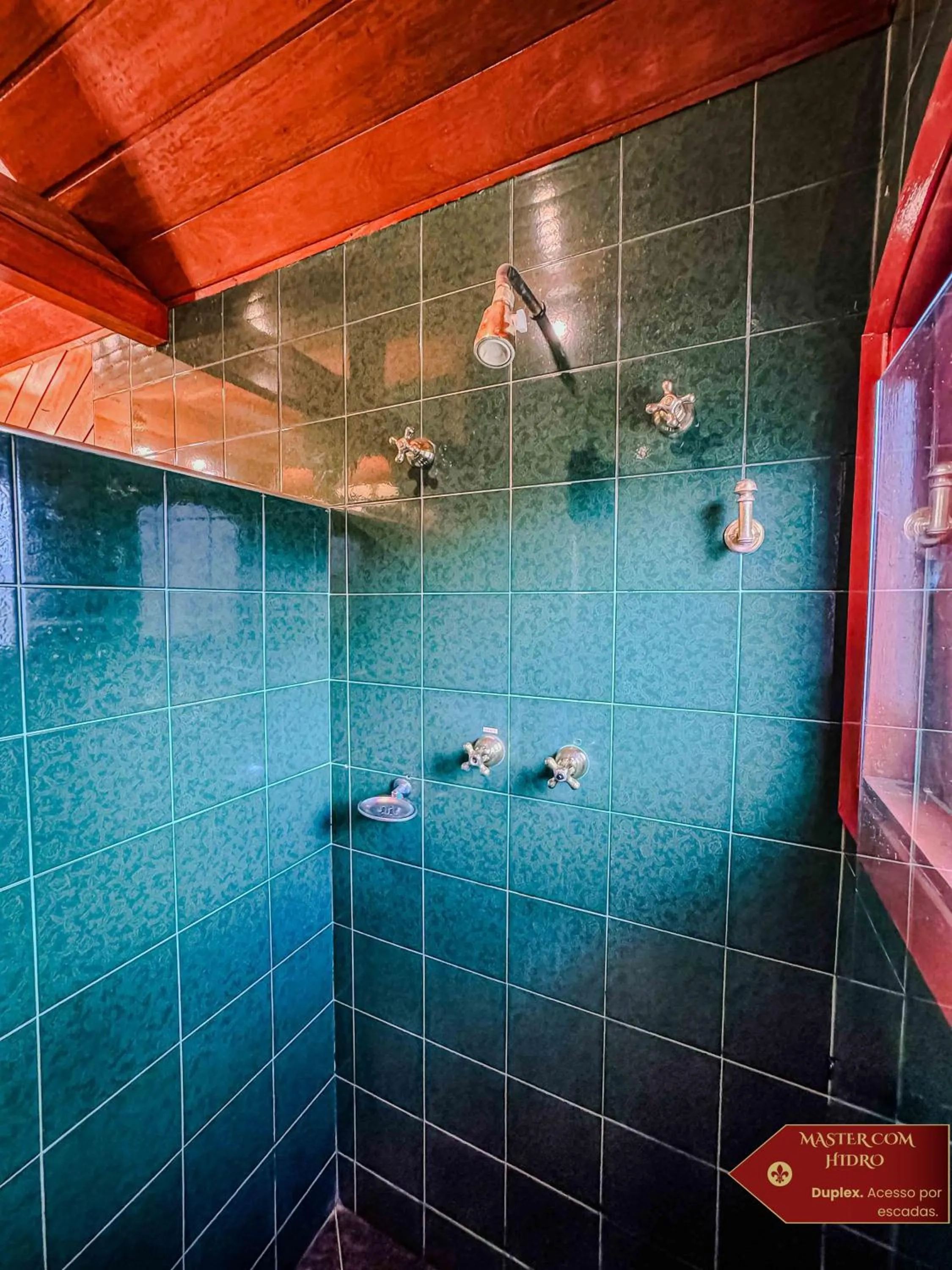 Bathroom in Hotel Castelo Nacional Inn Campos do Jordão