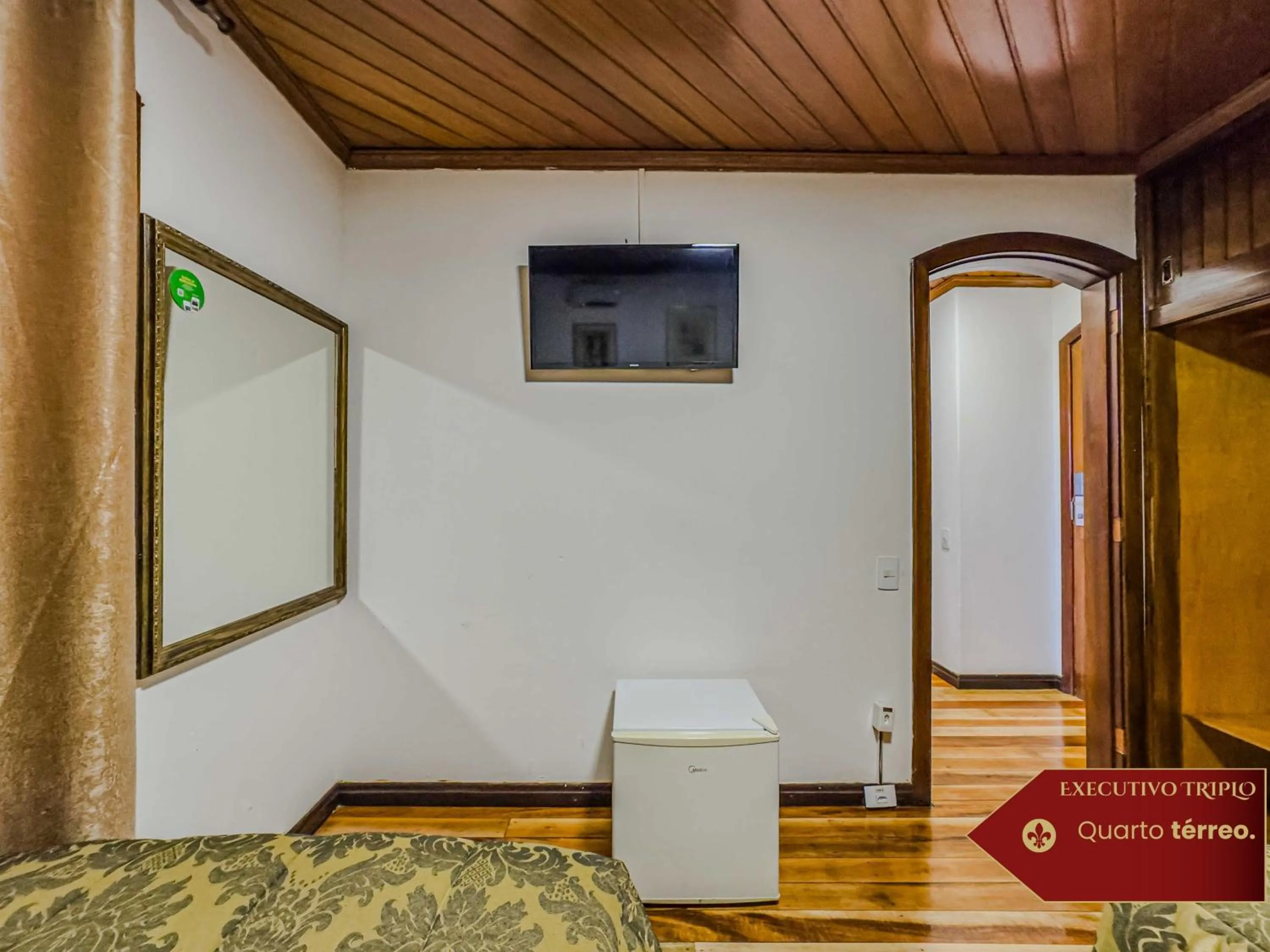Bedroom in Hotel Castelo Nacional Inn Campos do Jordão