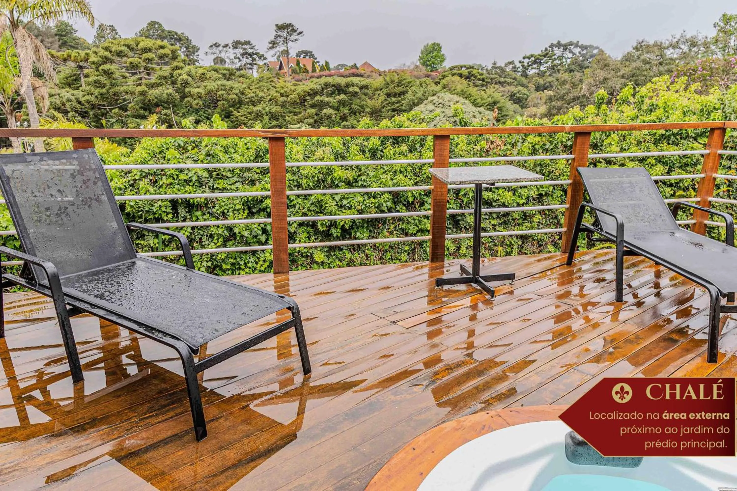 Balcony/Terrace in Hotel Castelo Nacional Inn Campos do Jordão