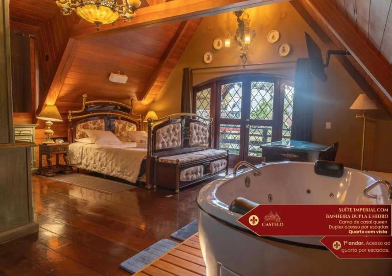 Bedroom, Bed in Hotel Castelo Nacional Inn Campos do Jordão