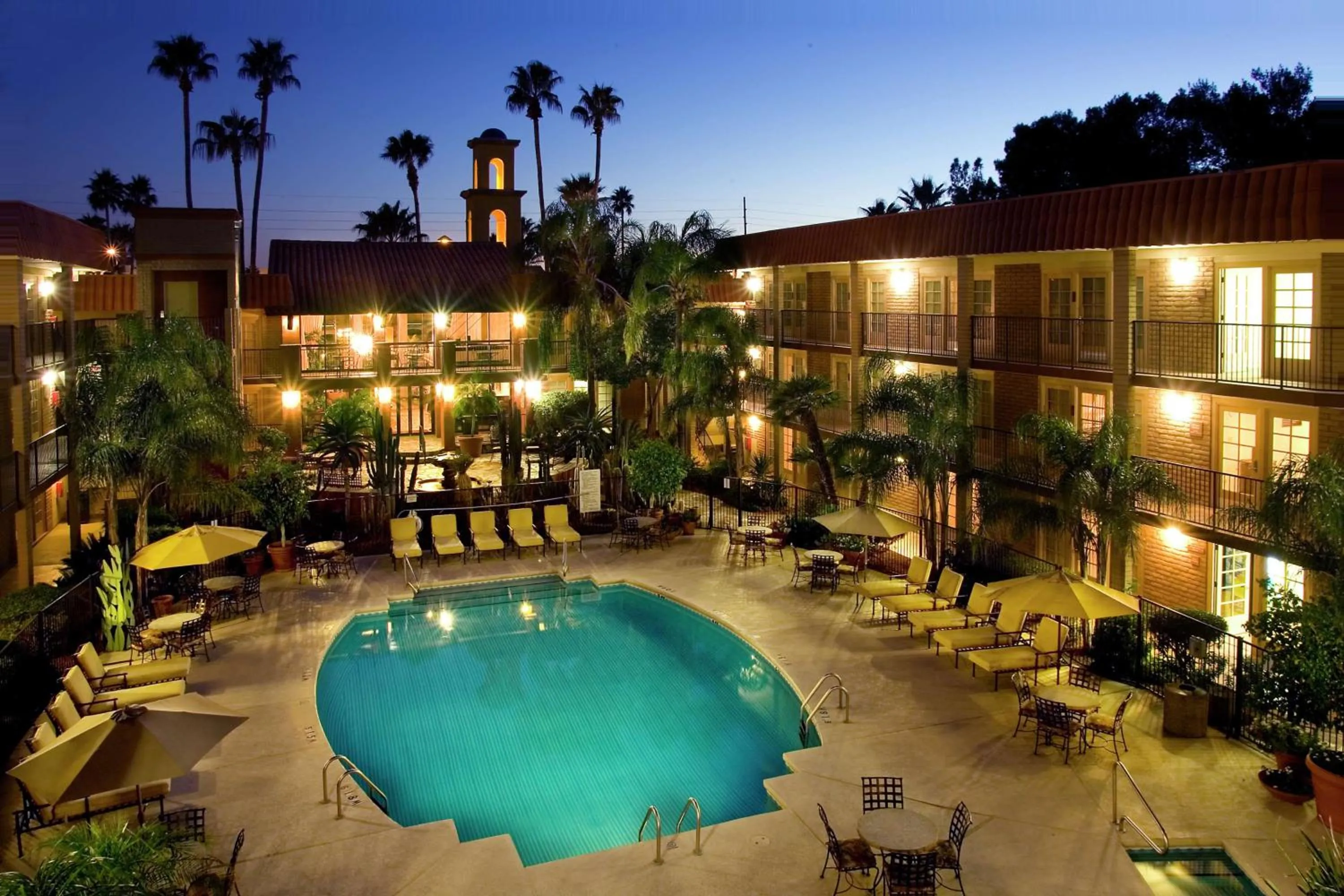 Pool view in DoubleTree Suites by Hilton Tucson-Williams Center