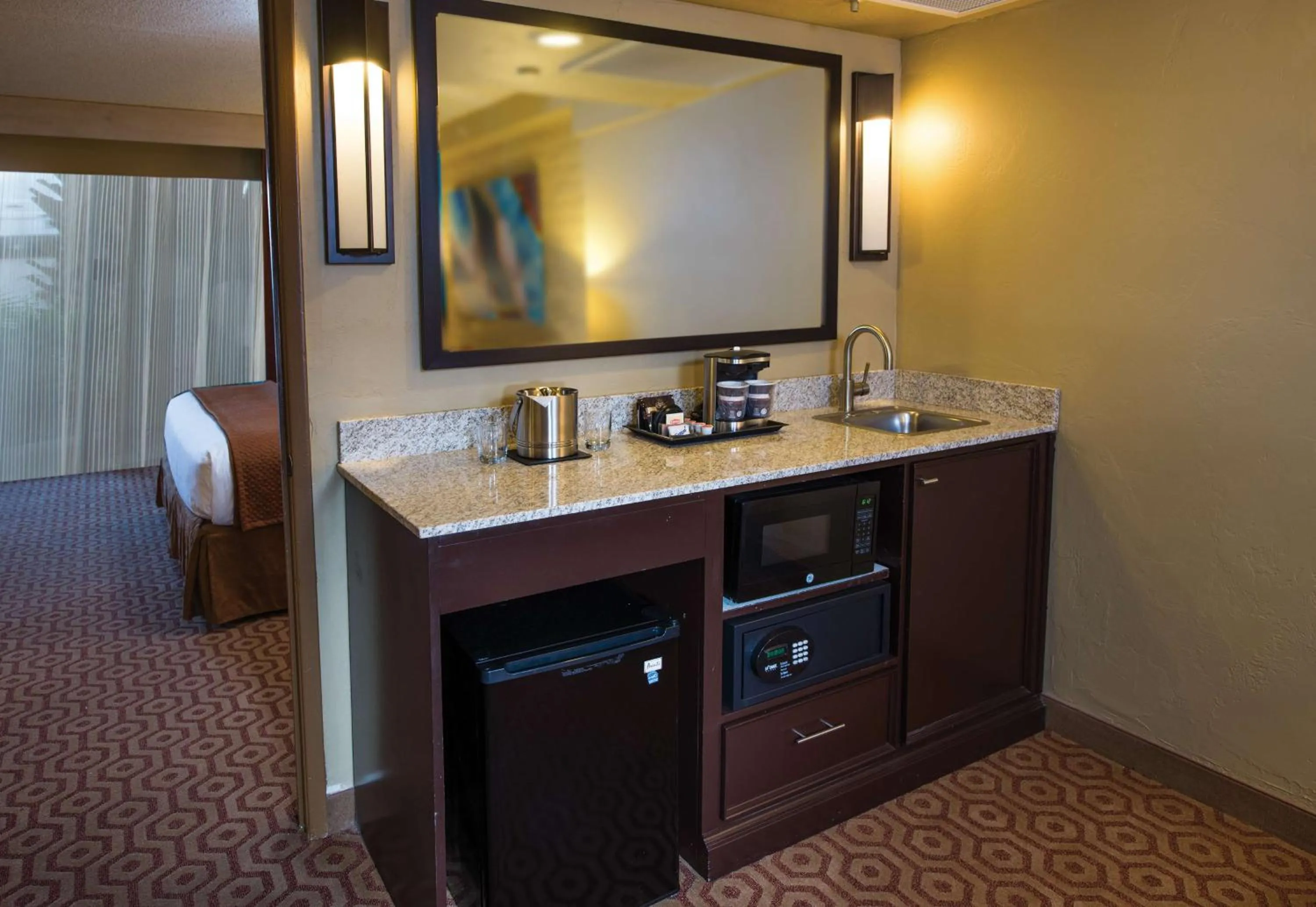 Bedroom in DoubleTree Suites by Hilton Tucson-Williams Center