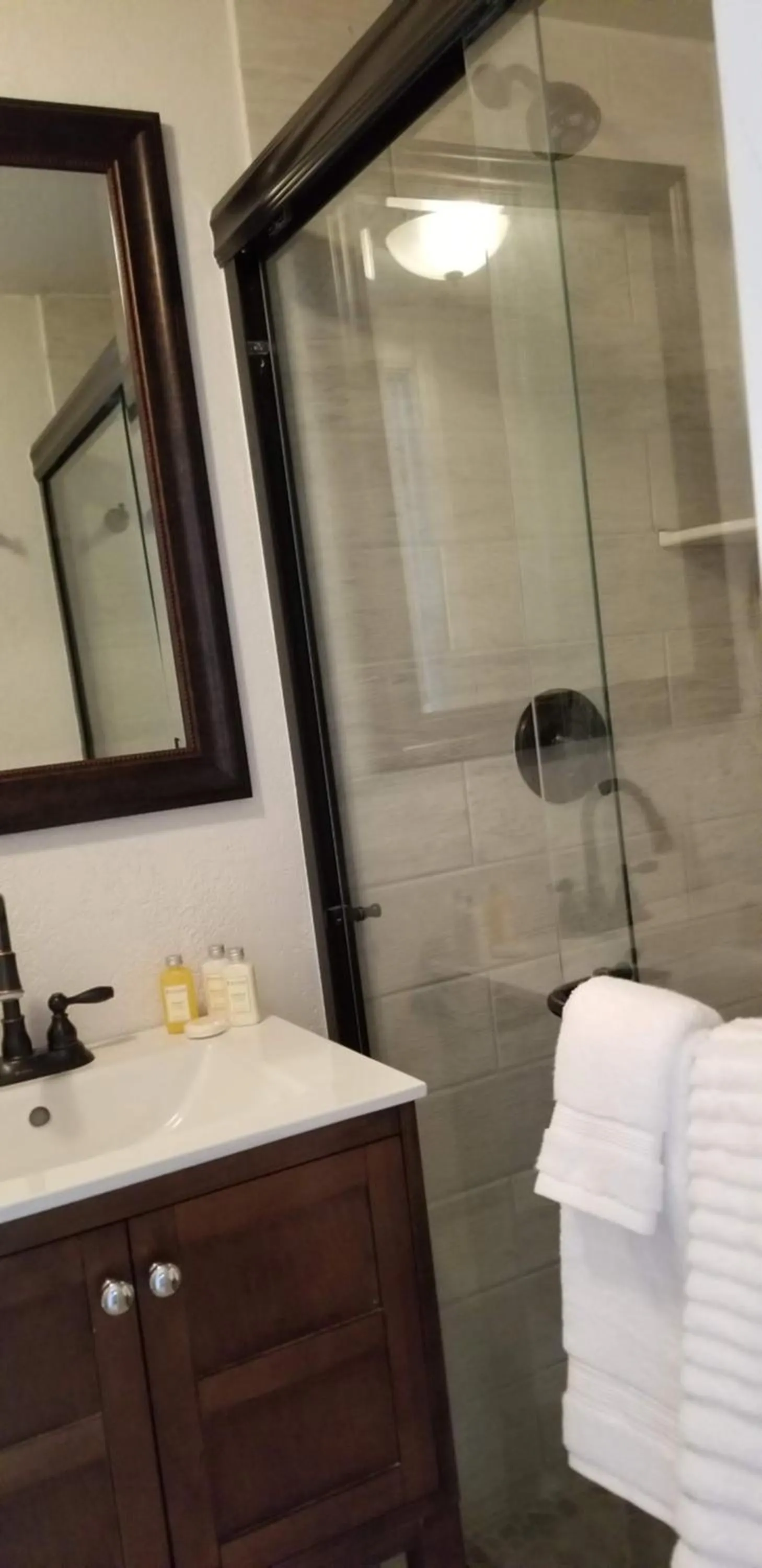 Bathroom in Lily Creek Lodge