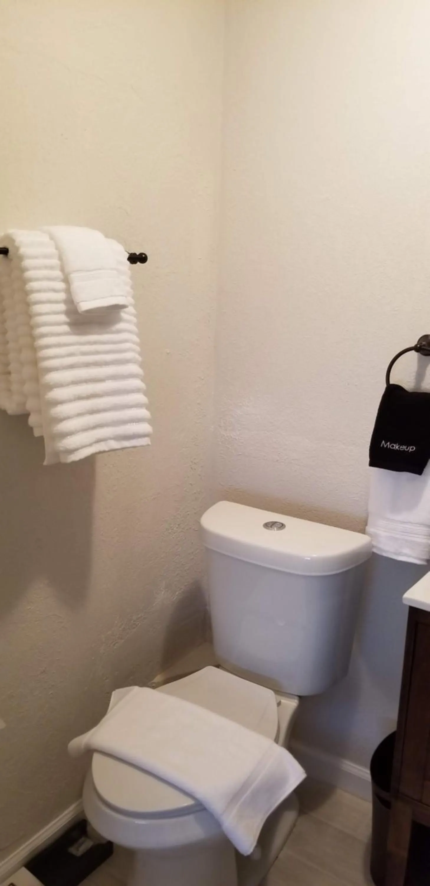 Bathroom in Lily Creek Lodge