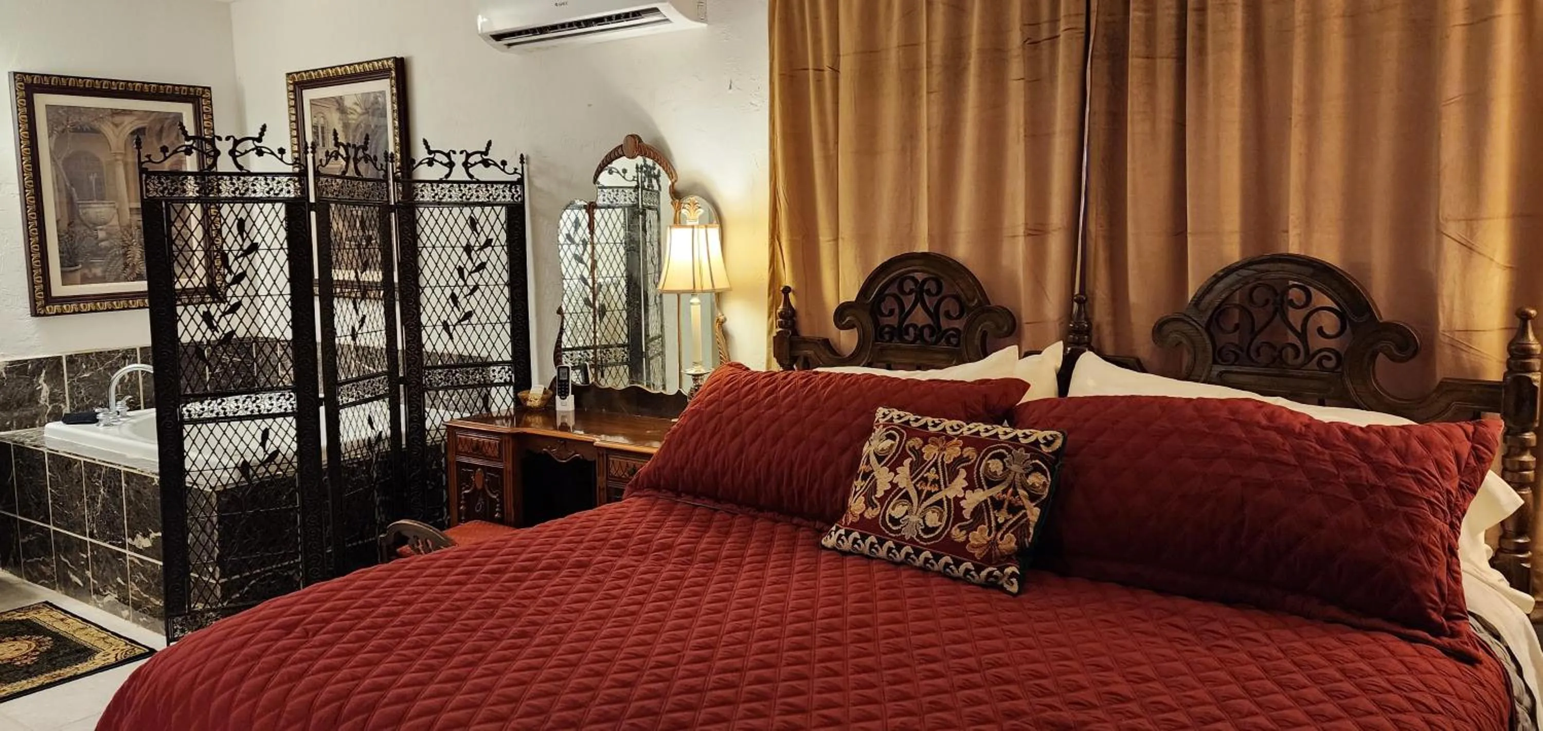 Family Suite in Lily Creek Lodge